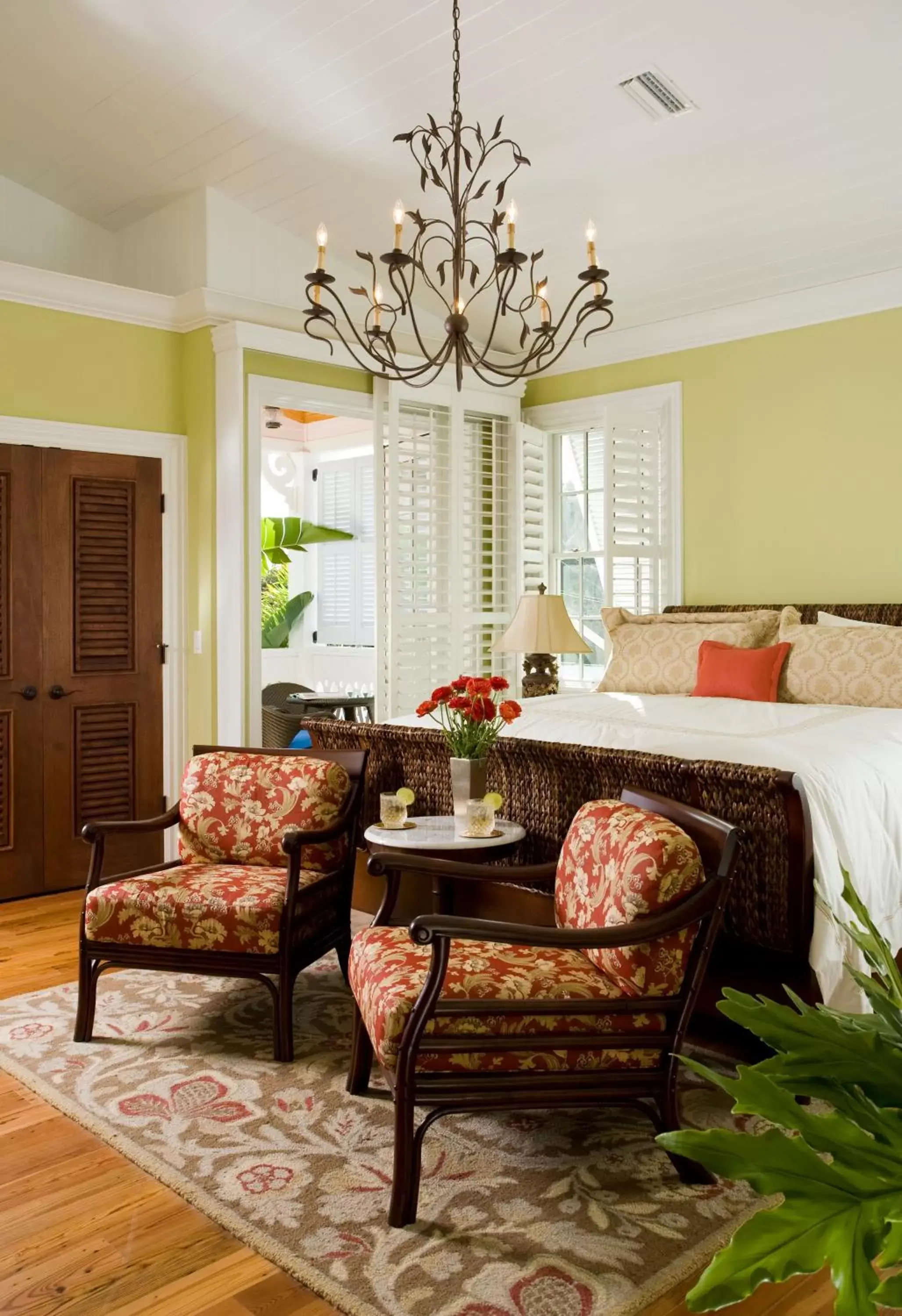 King Room with Pool View and Balcony in Port d'Hiver Bed and Breakfast King Room with Pool View and Balcony in Port d'Hiver Bed and Breakfast