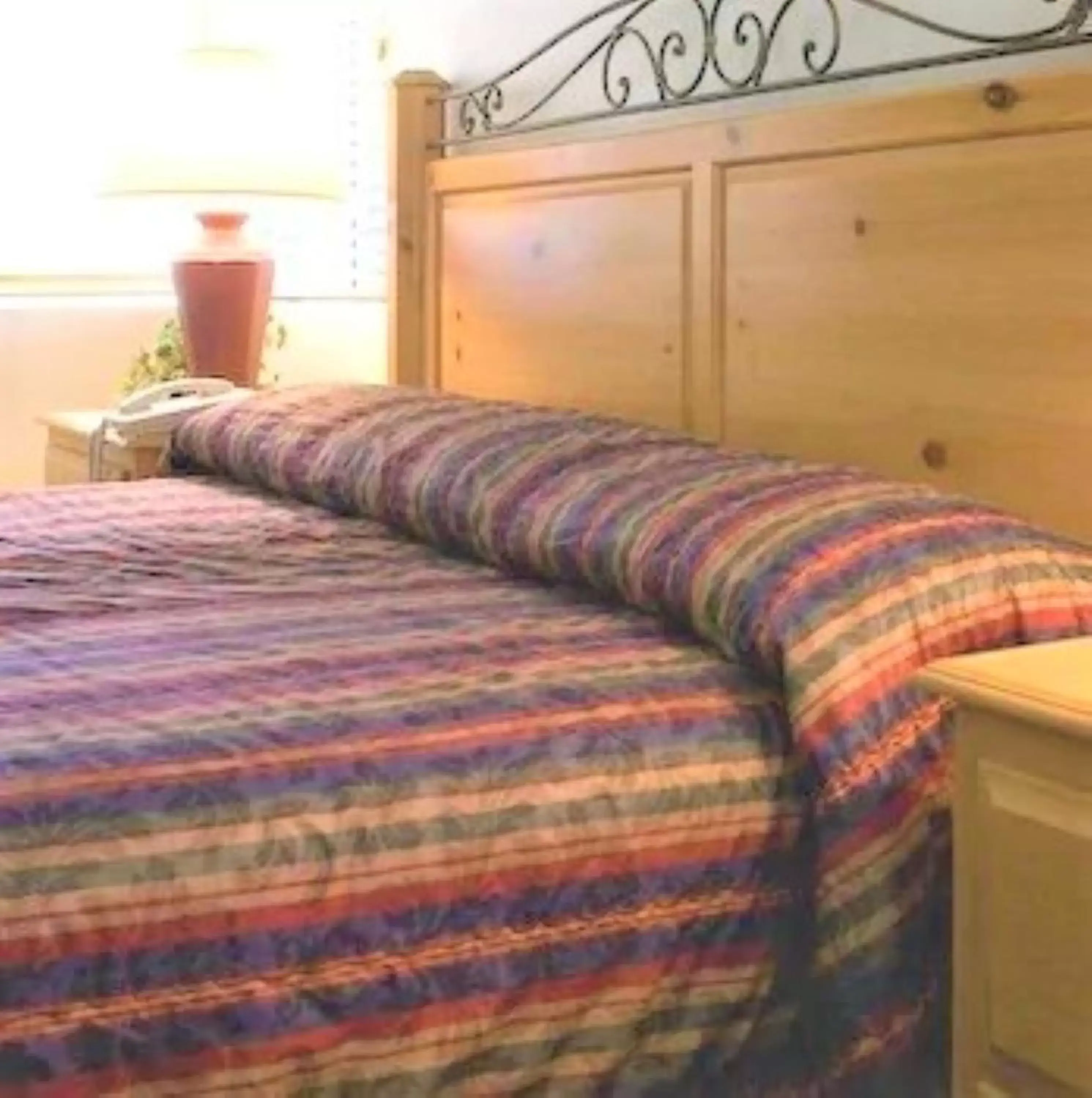 Bed in North Bay At Lake Arrowhead