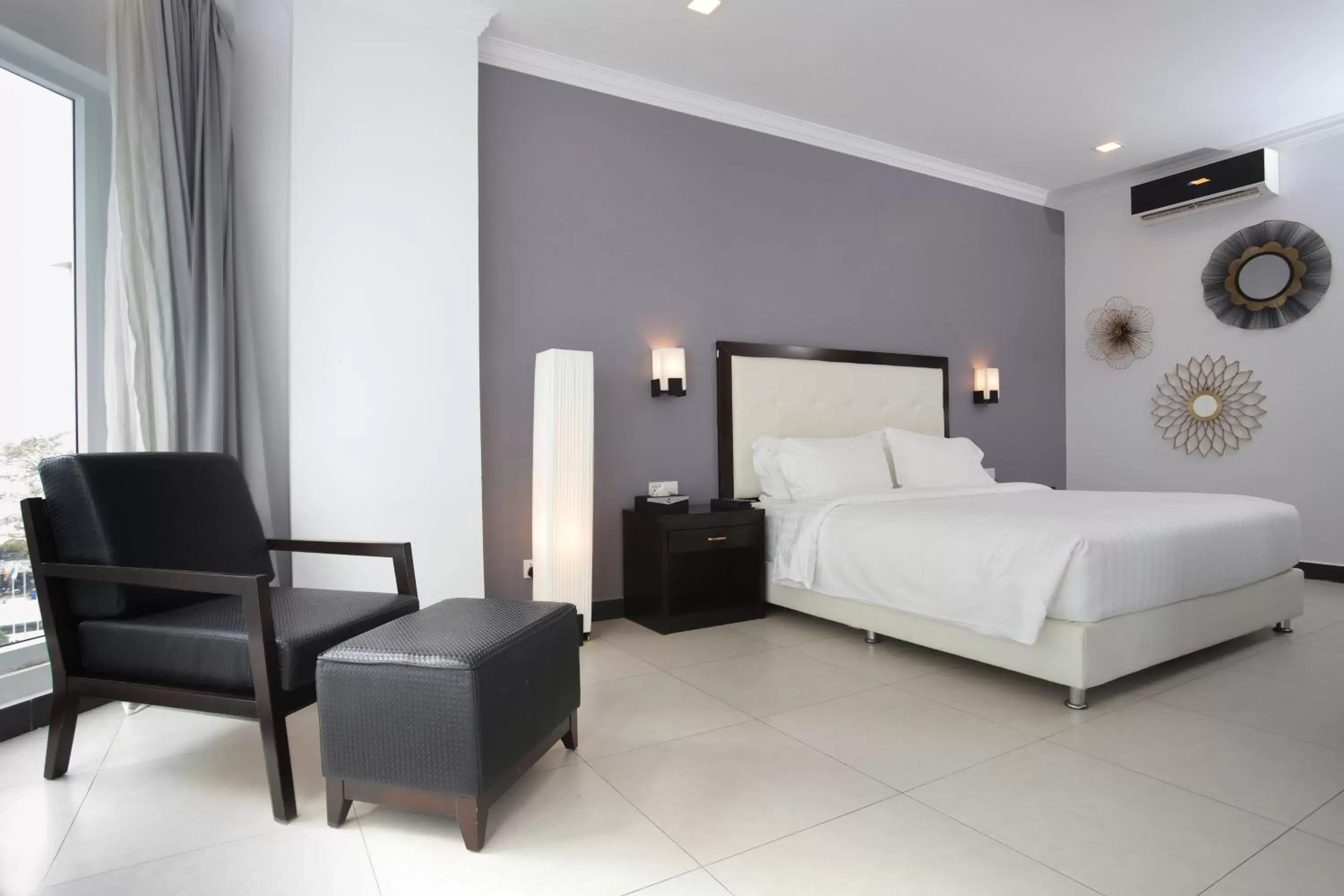 Bed in Queenco Hotel & Casino