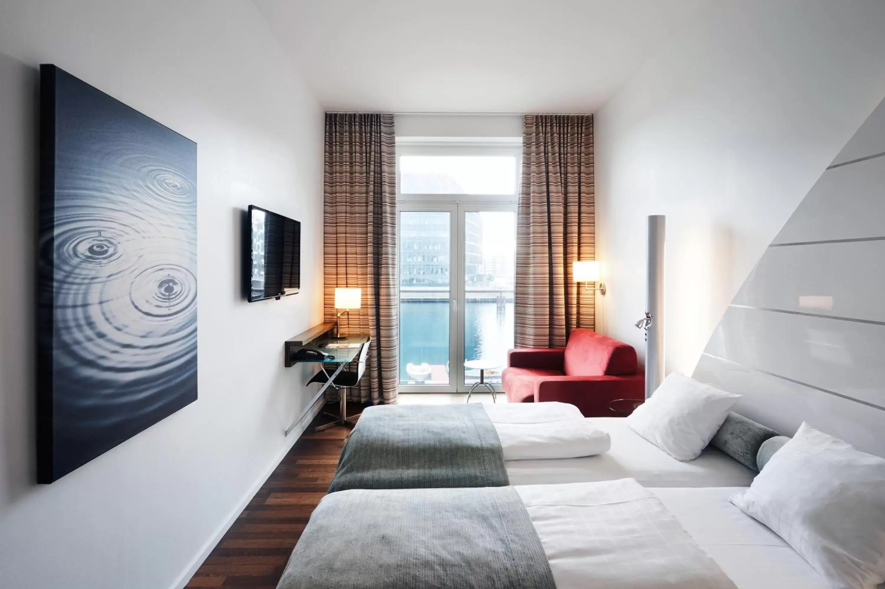 Bed in Copenhagen Island Hotel