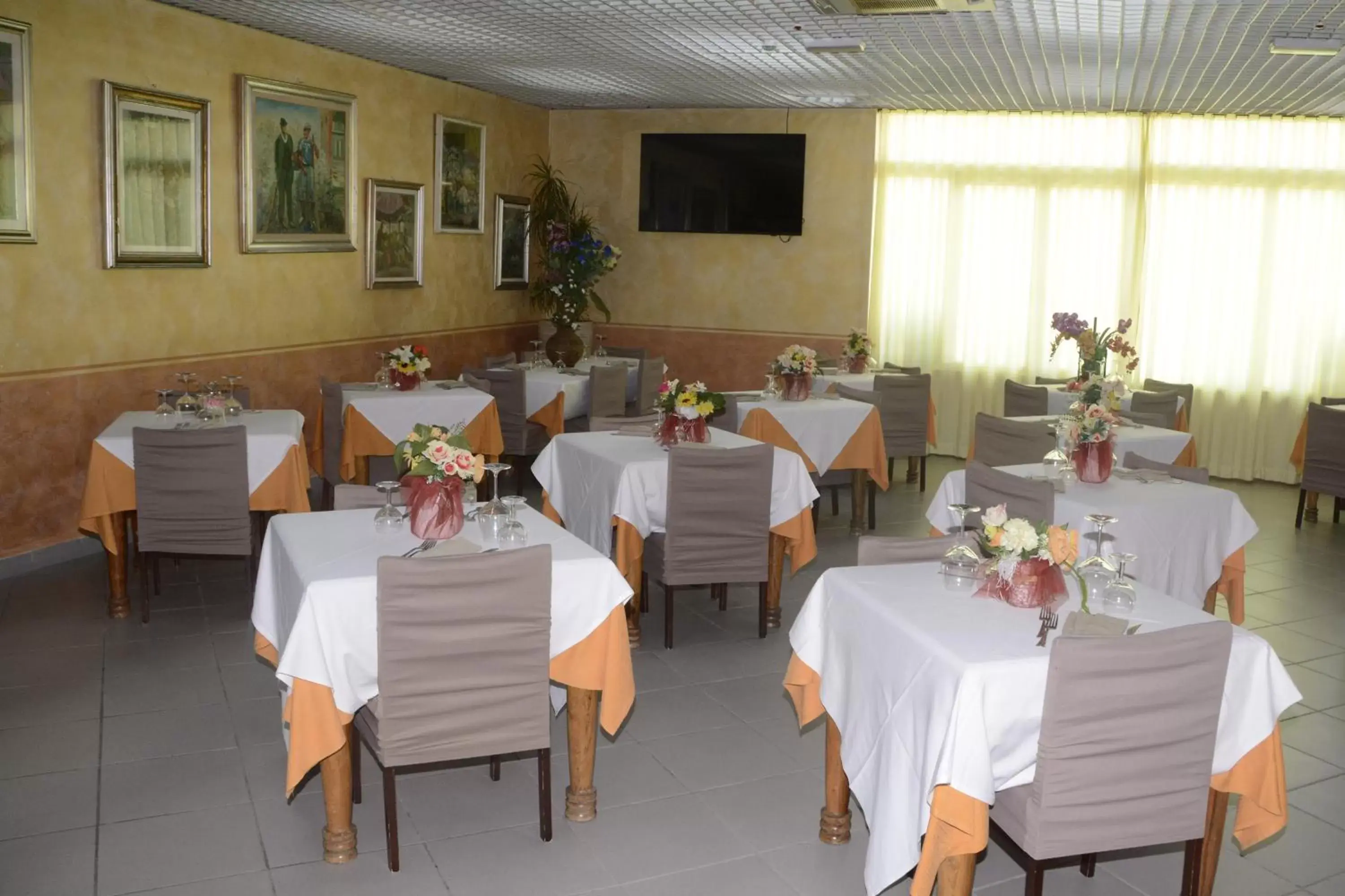Restaurant/Places to Eat in Hotel Il Parco