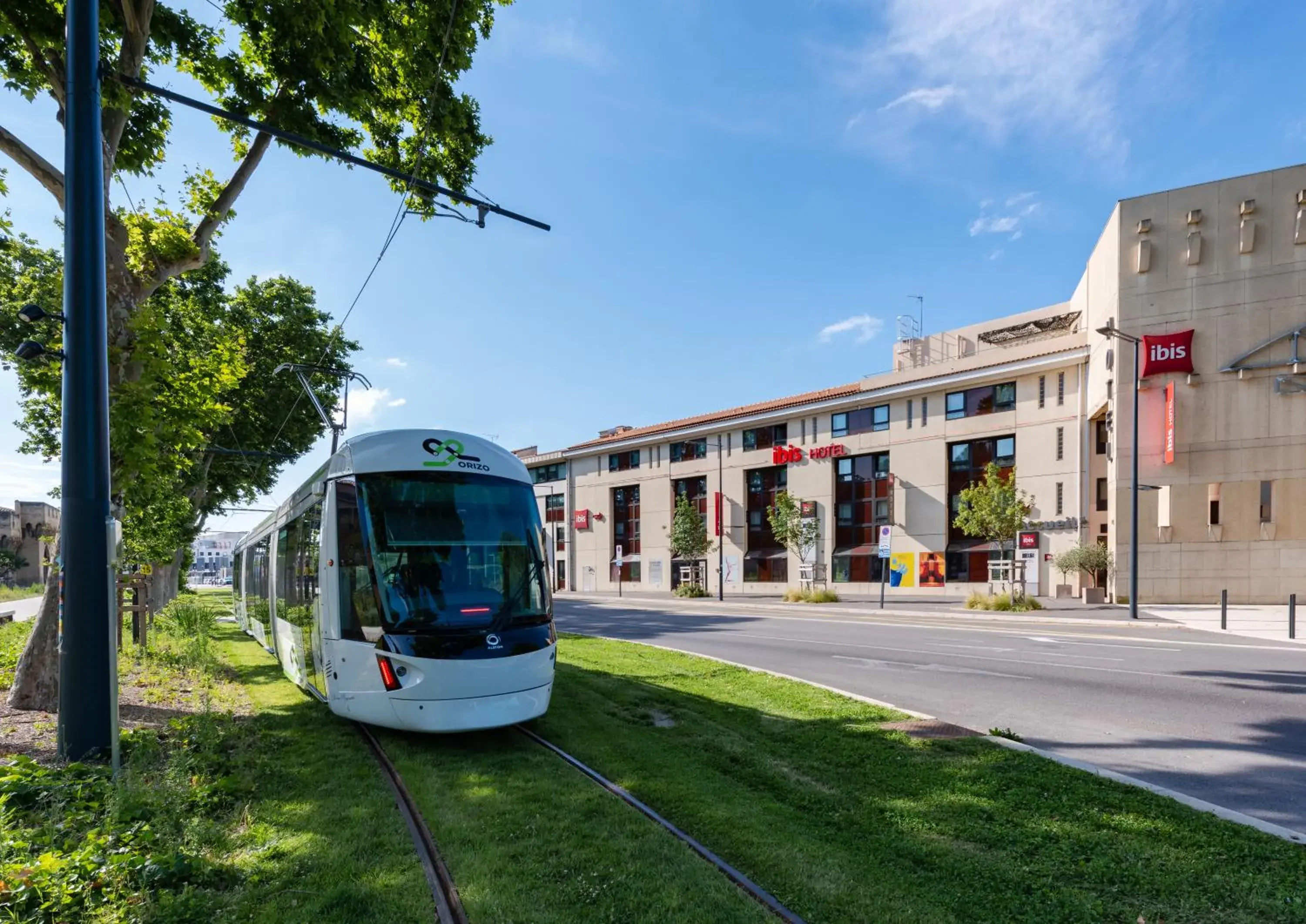 Property building in ibis Avignon Centre Pont De L'Europe Property building in ibis Avignon Centre Pont De L'Europe