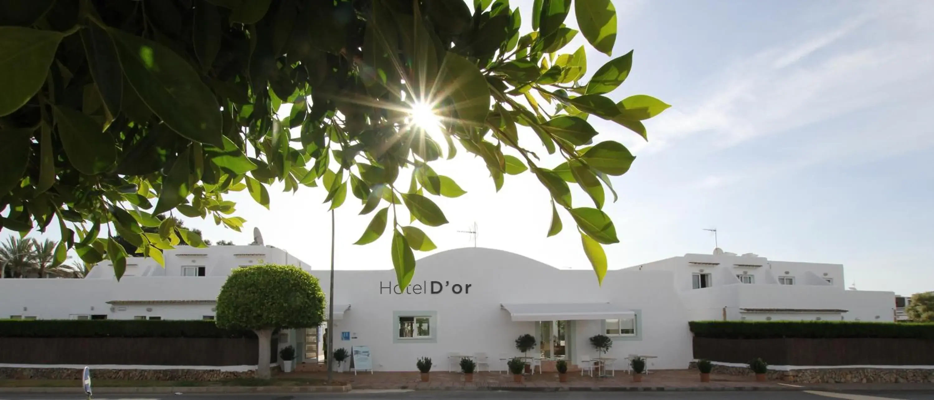 Property building in Hotel d'Or Property building in Hotel d'Or