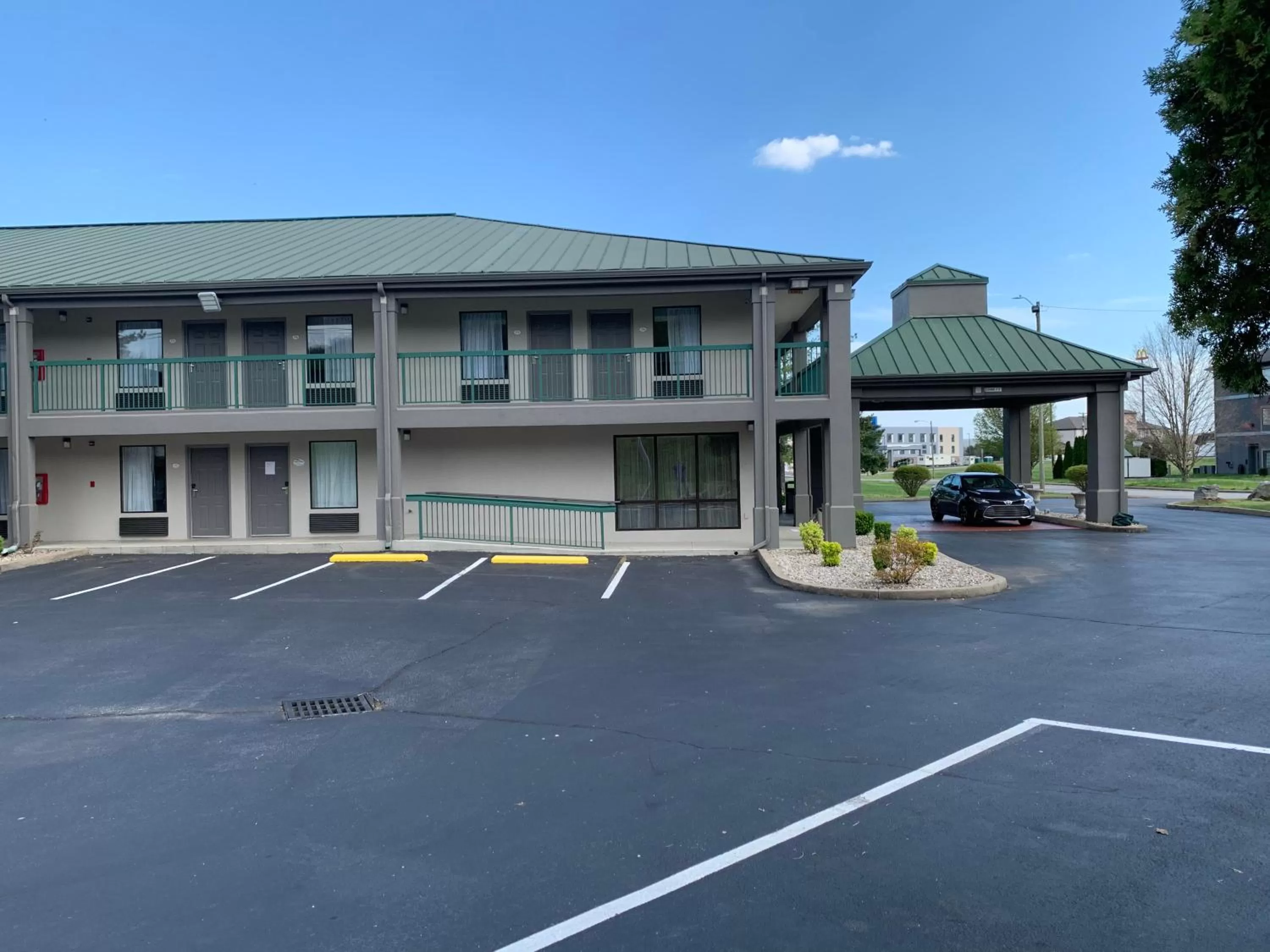 Property building in Baymont by Wyndham Cave City