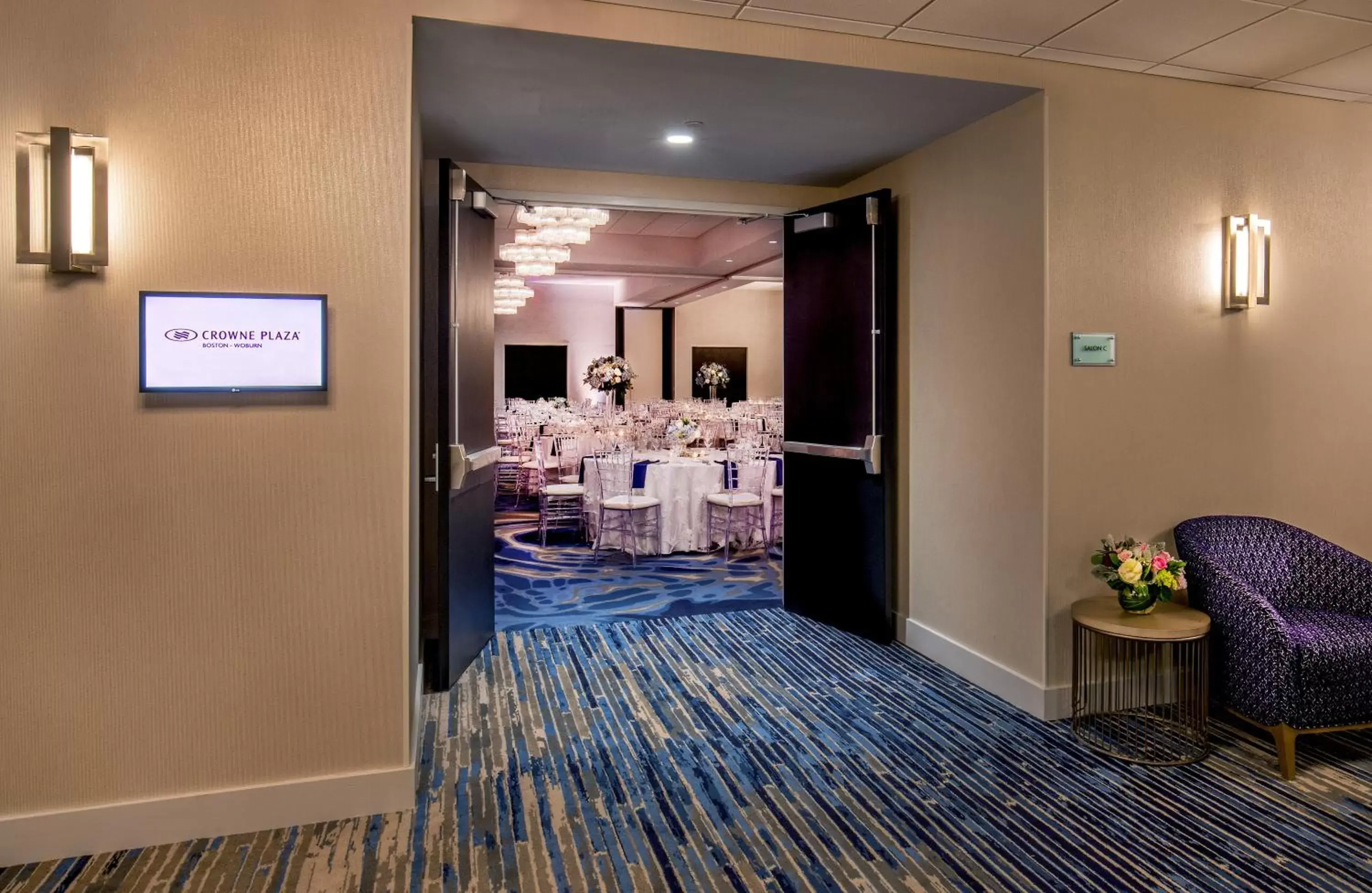 Banquet/Function facilities in Crowne Plaza Boston - Woburn, an IHG Hotel