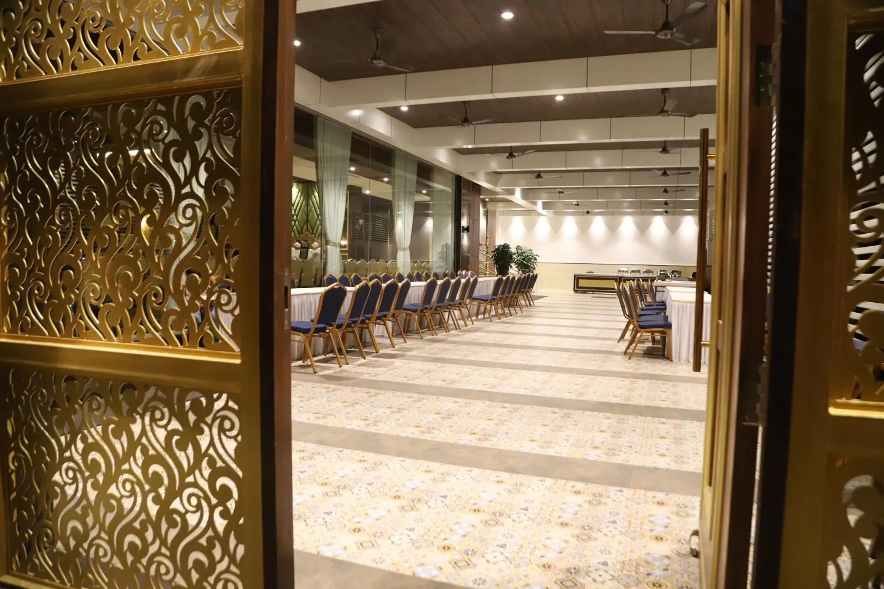 Restaurant/places to eat in Maple Inn Restaurant/places to eat in Maple Inn