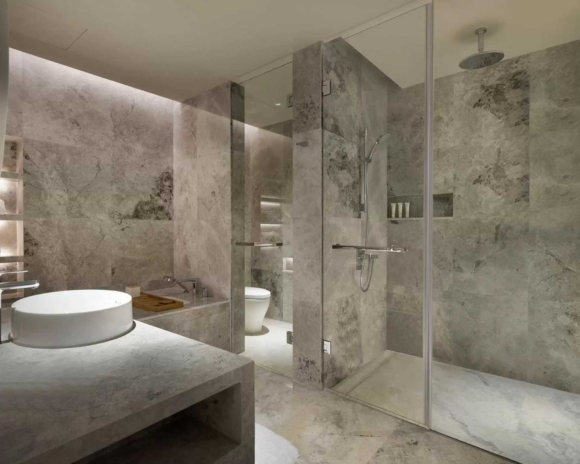 Shower, Bathroom in Le Meridien Hangzhou, Binjiang
