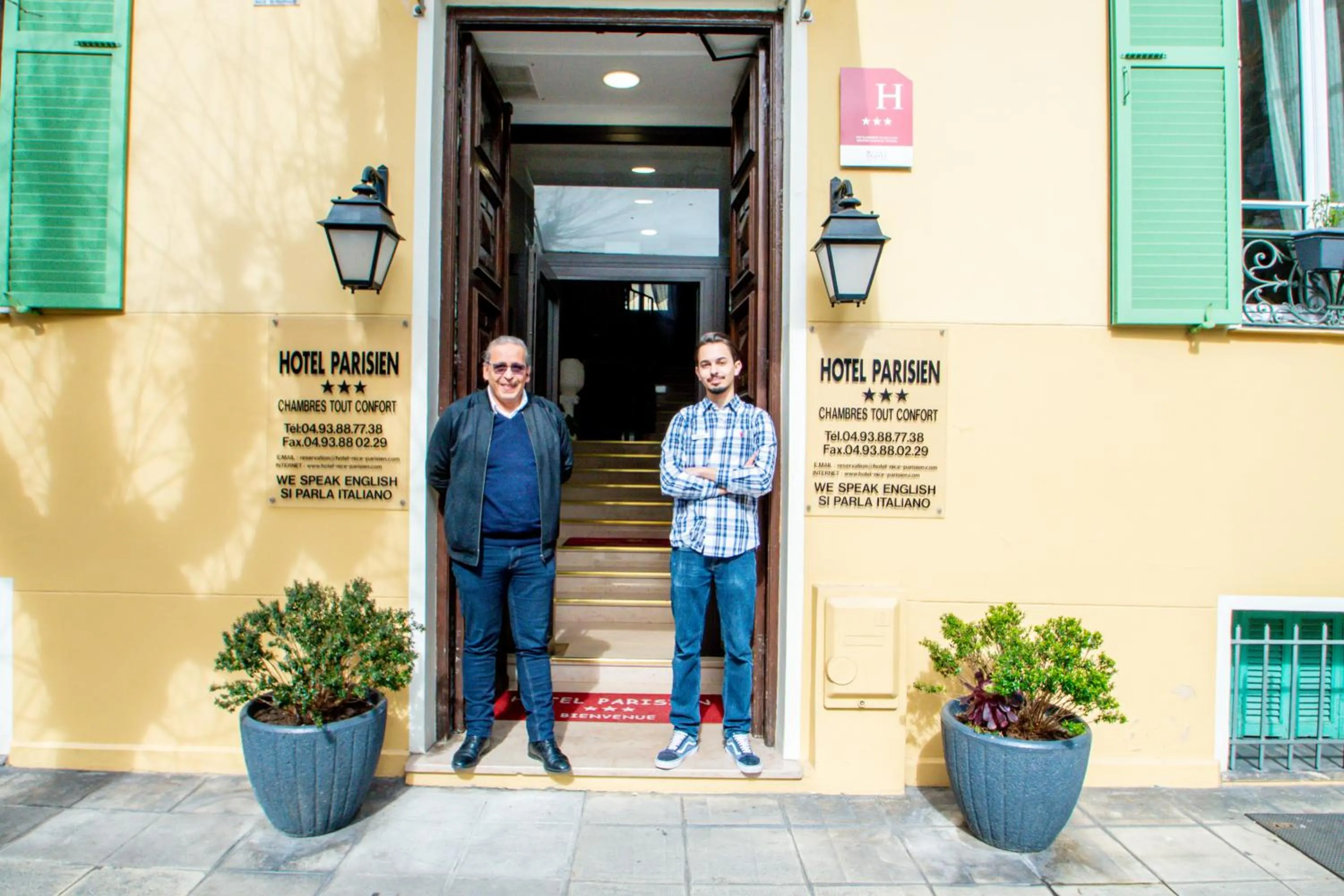 Staff in Hôtel Parisien
