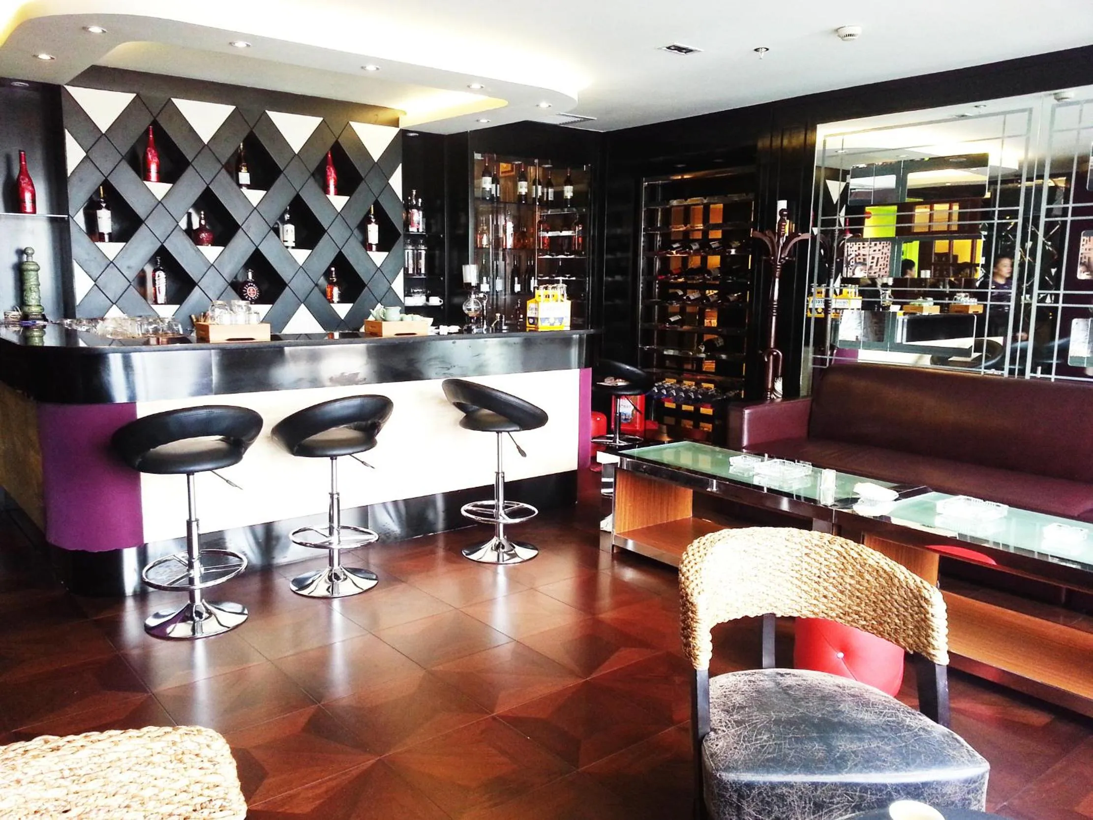 Lounge or bar in Seventh Heaven Hotel