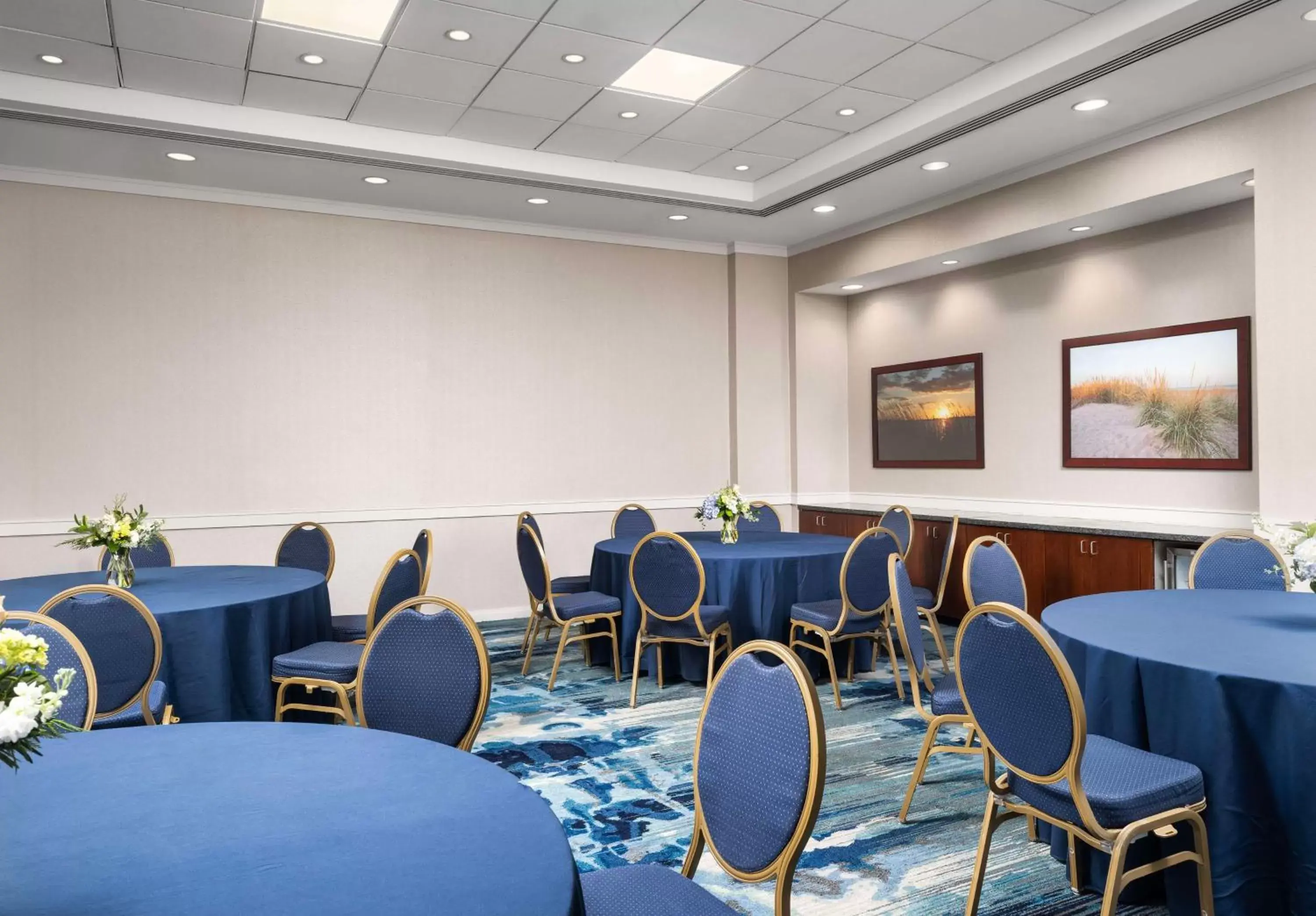 Meeting/conference room in Hilton Virginia Beach Oceanfront