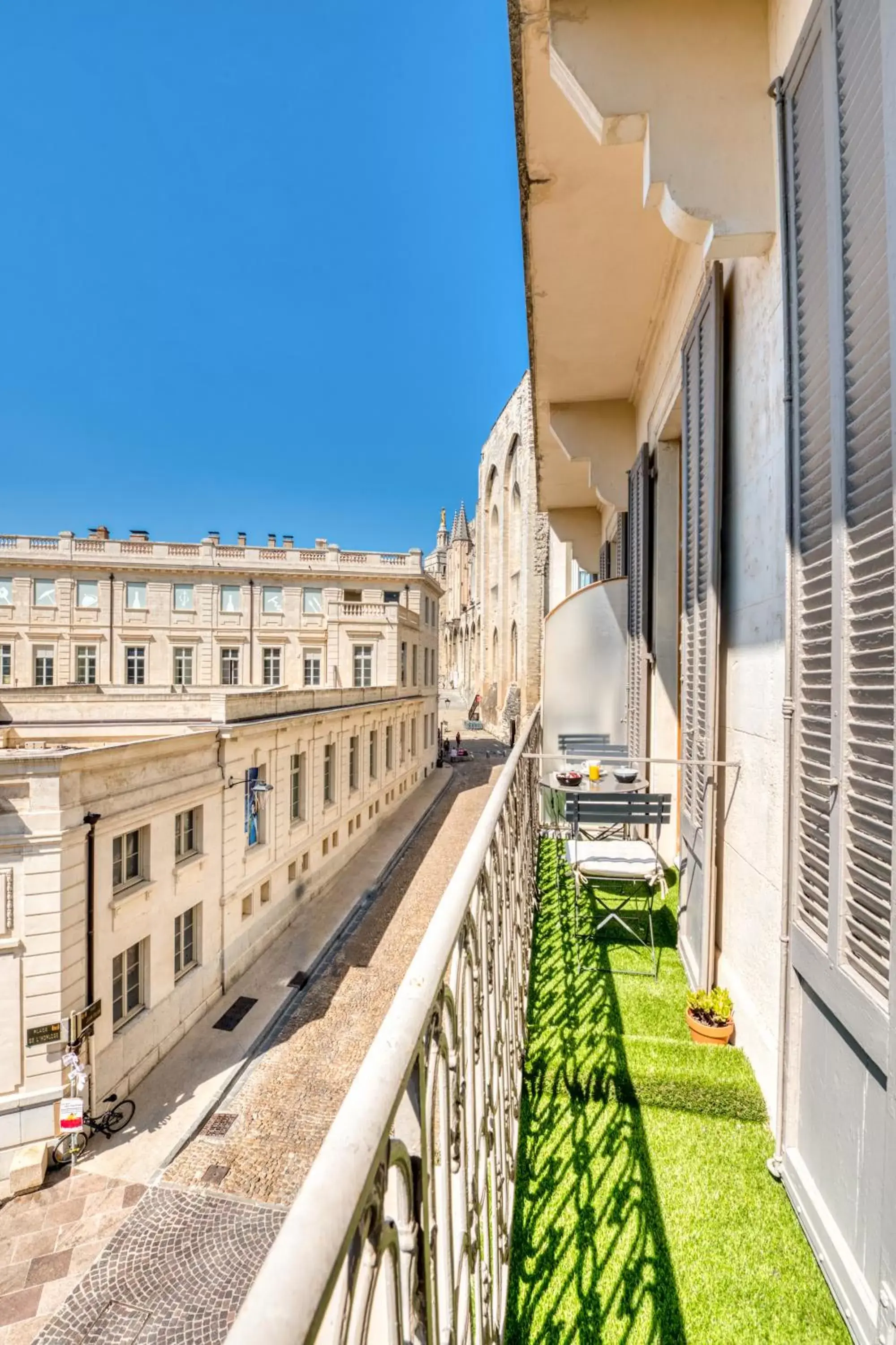 City view in Mercure Avignon Centre Palais des Papes City view in Mercure Avignon Centre Palais des Papes