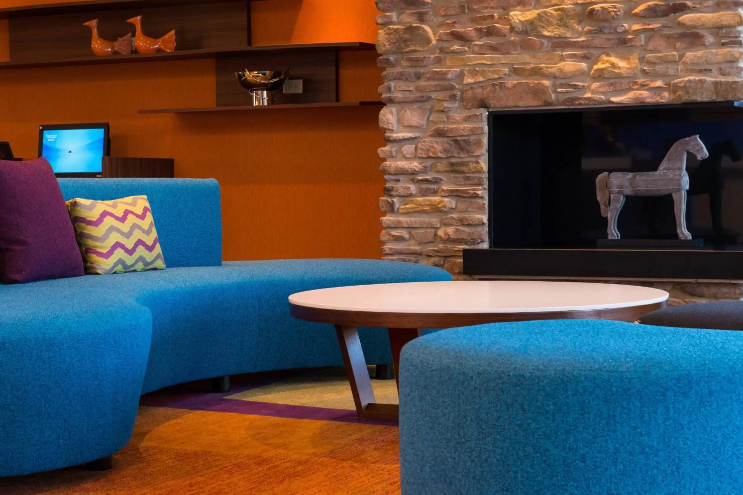Lobby or reception, Seating Area in Fairfield Inn & Suites by Marriott Akron Stow