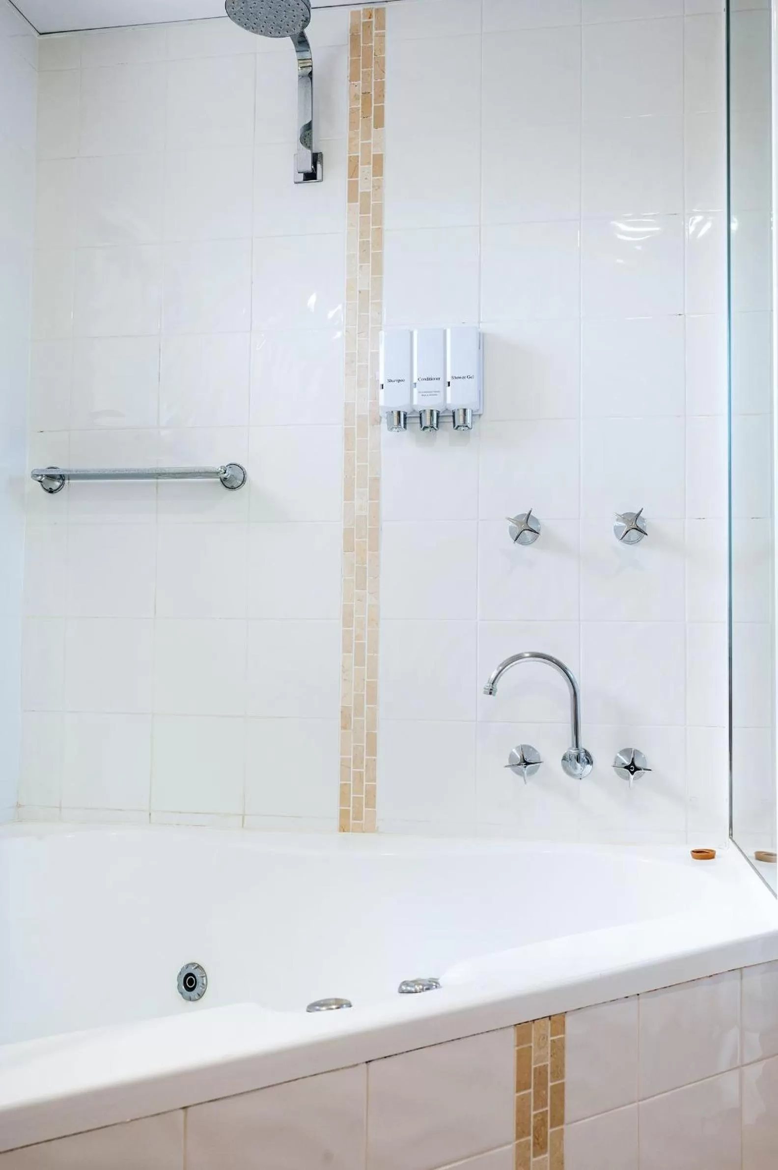 Bathroom in Quality Hotel City Centre