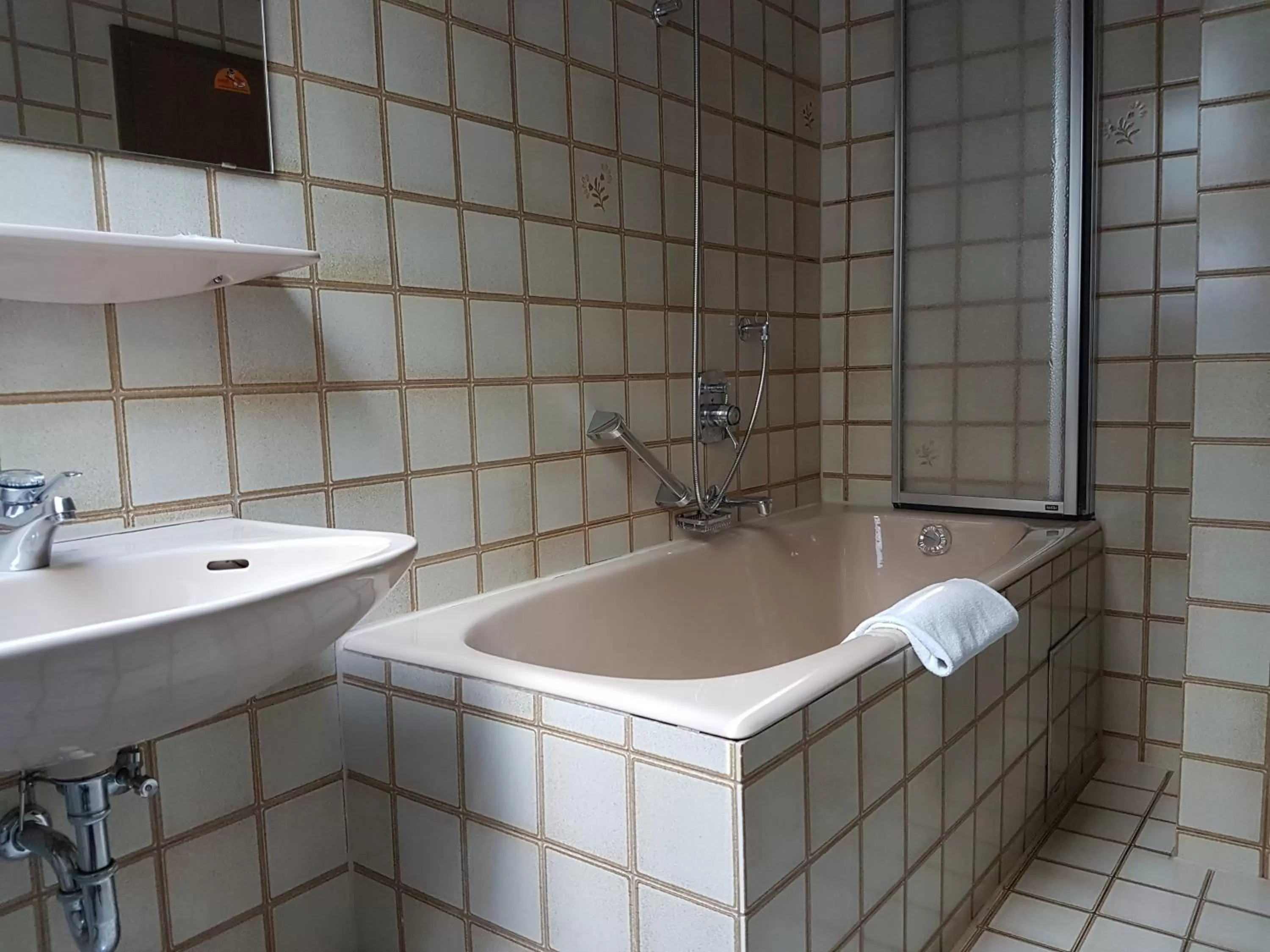 Bathroom in Hotel Restaurant Klostermühle