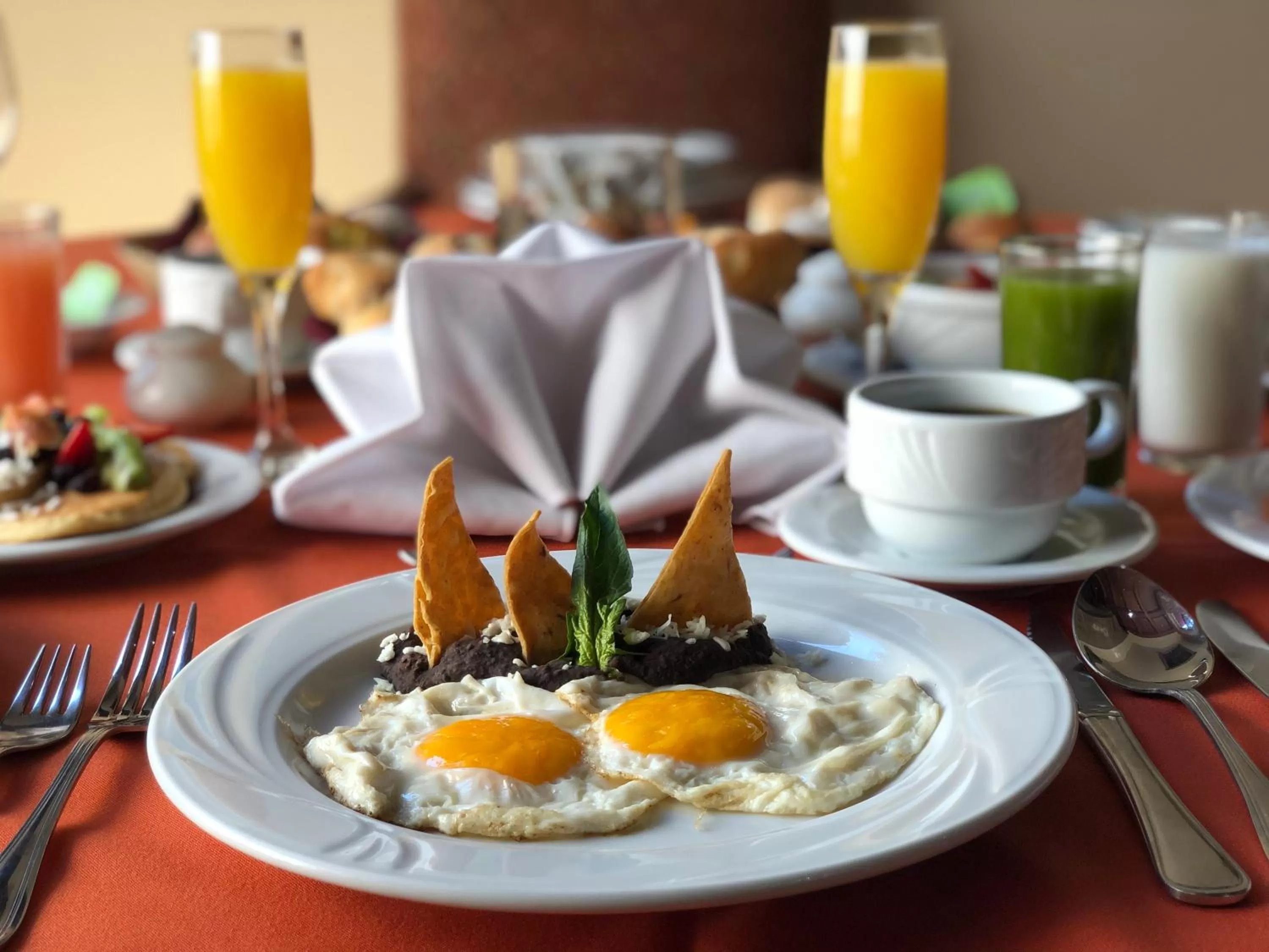 Breakfast in Holiday Inn & Suites Mexico Zona Reforma by IHG