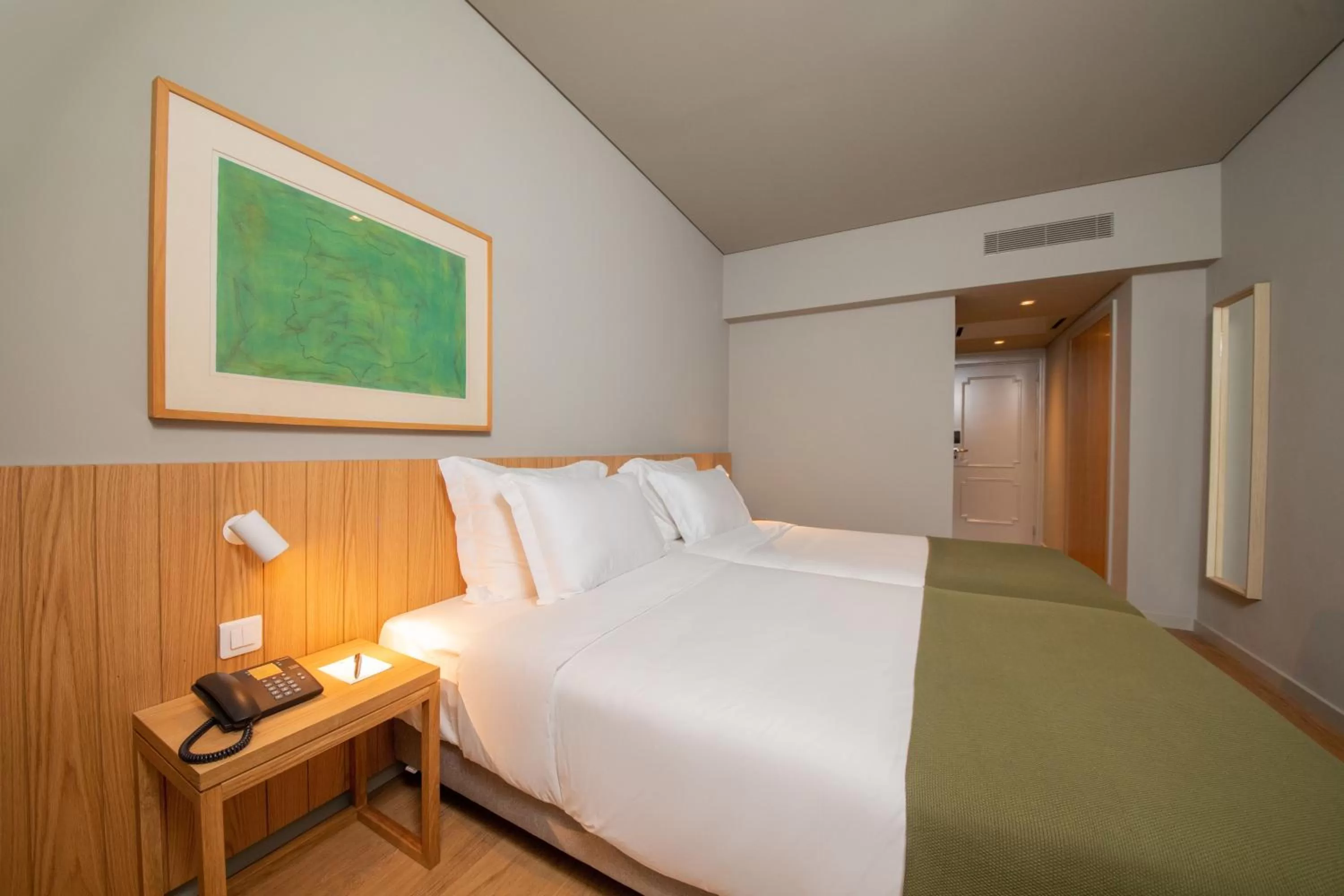 Bedroom, Bed in Montebelo Principe Perfeito Viseu Garden Hotel