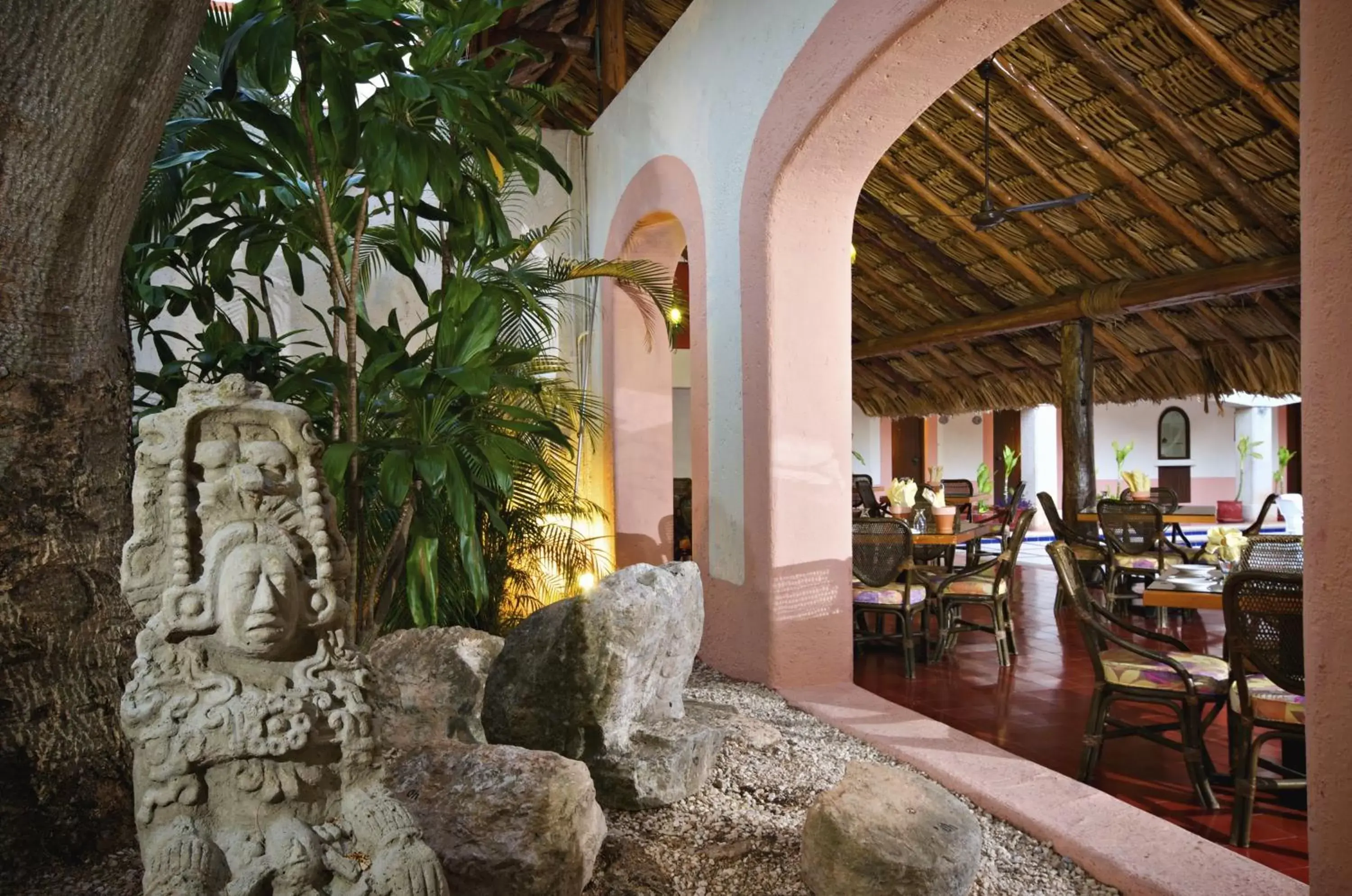 Decorative detail in Villas Arqueologicas Chichen Itza