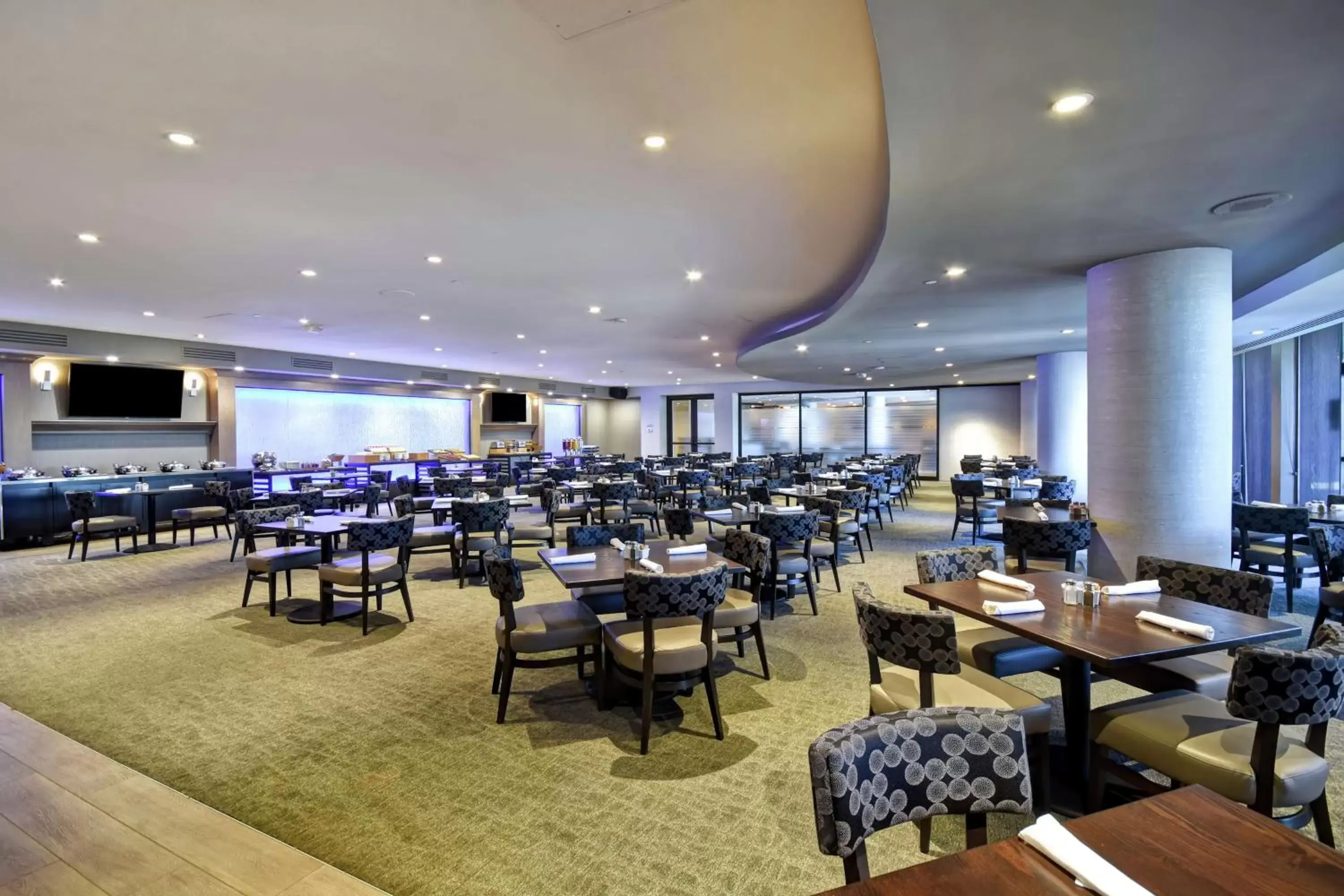 Dining area, Restaurant/Places to Eat in DoubleTree by Hilton Pleasanton at The Club