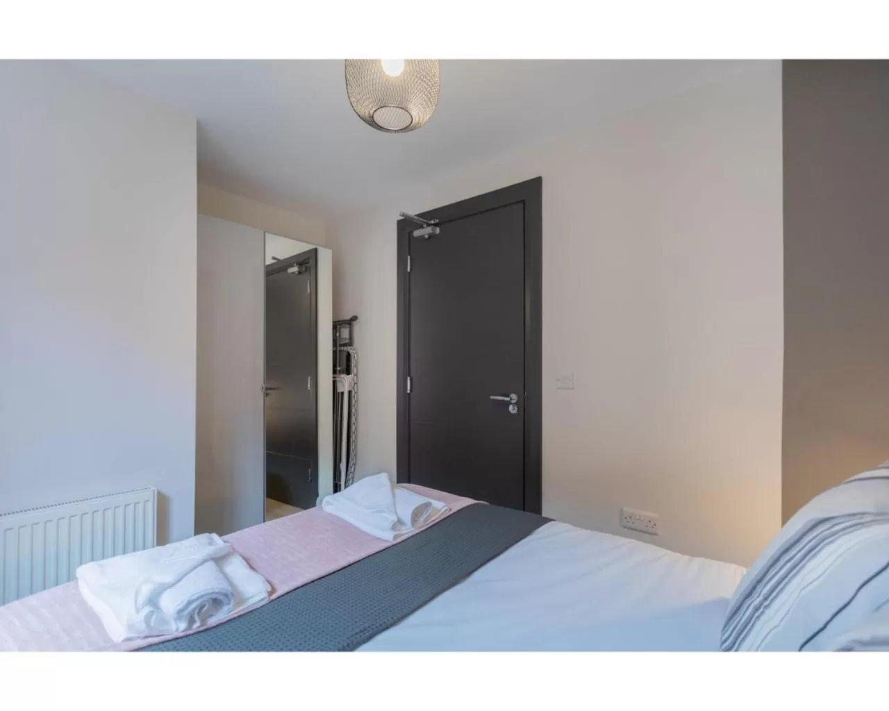 Bedroom, Bed in Central Belfast Apartments Camden Street