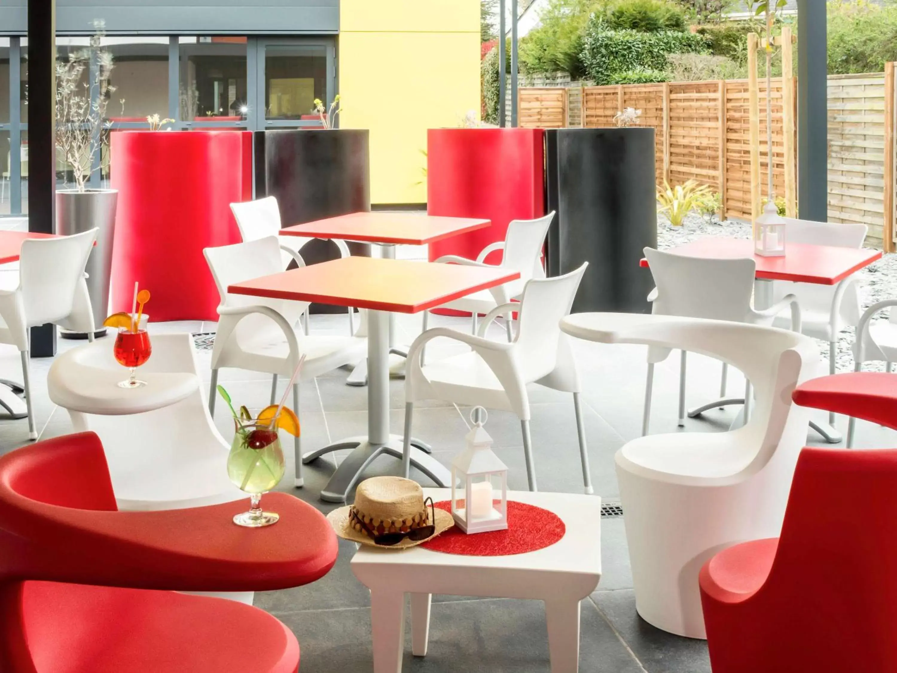 Restaurant/places to eat in ibis Rennes Beaulieu