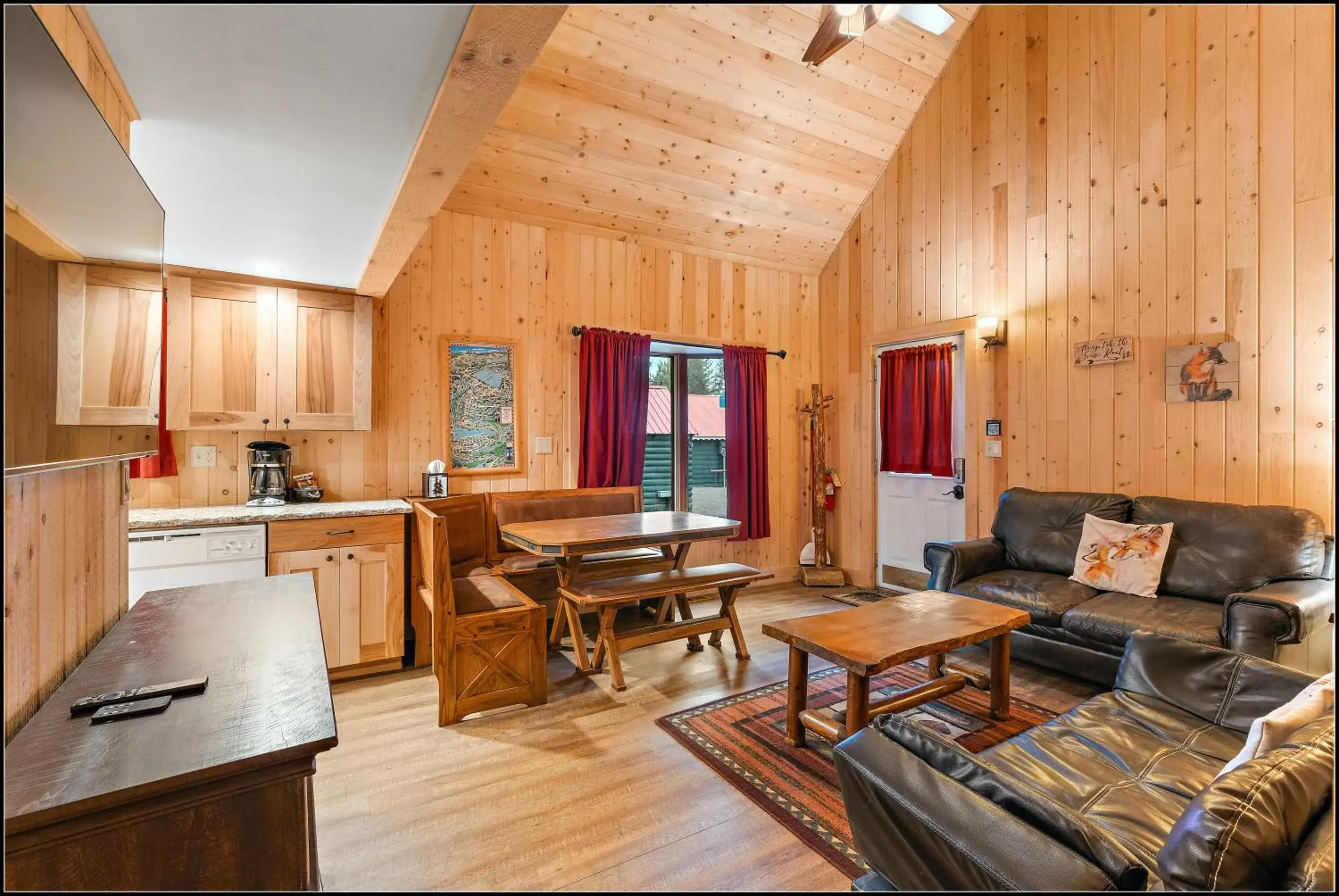 Kitchen or kitchenette, Seating Area in Brundage Bungalows