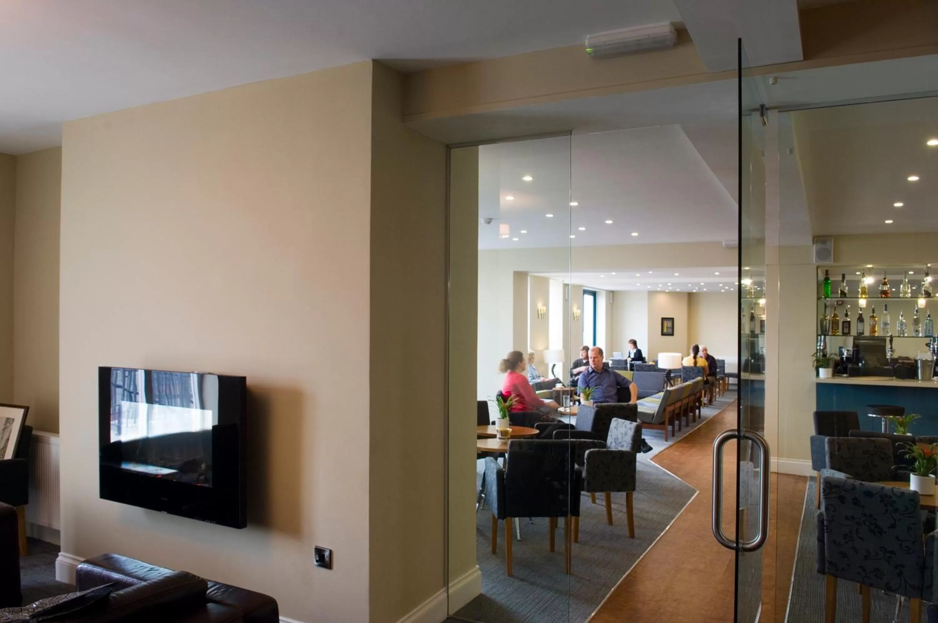 TV and multimedia in The White Rock Hotel