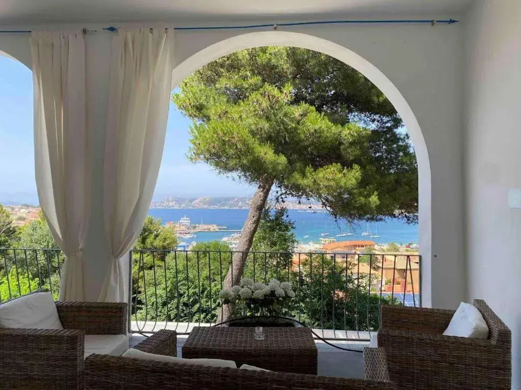 Restaurant/places to eat in Grand Hotel Palau Restaurant/places to eat in Grand Hotel Palau