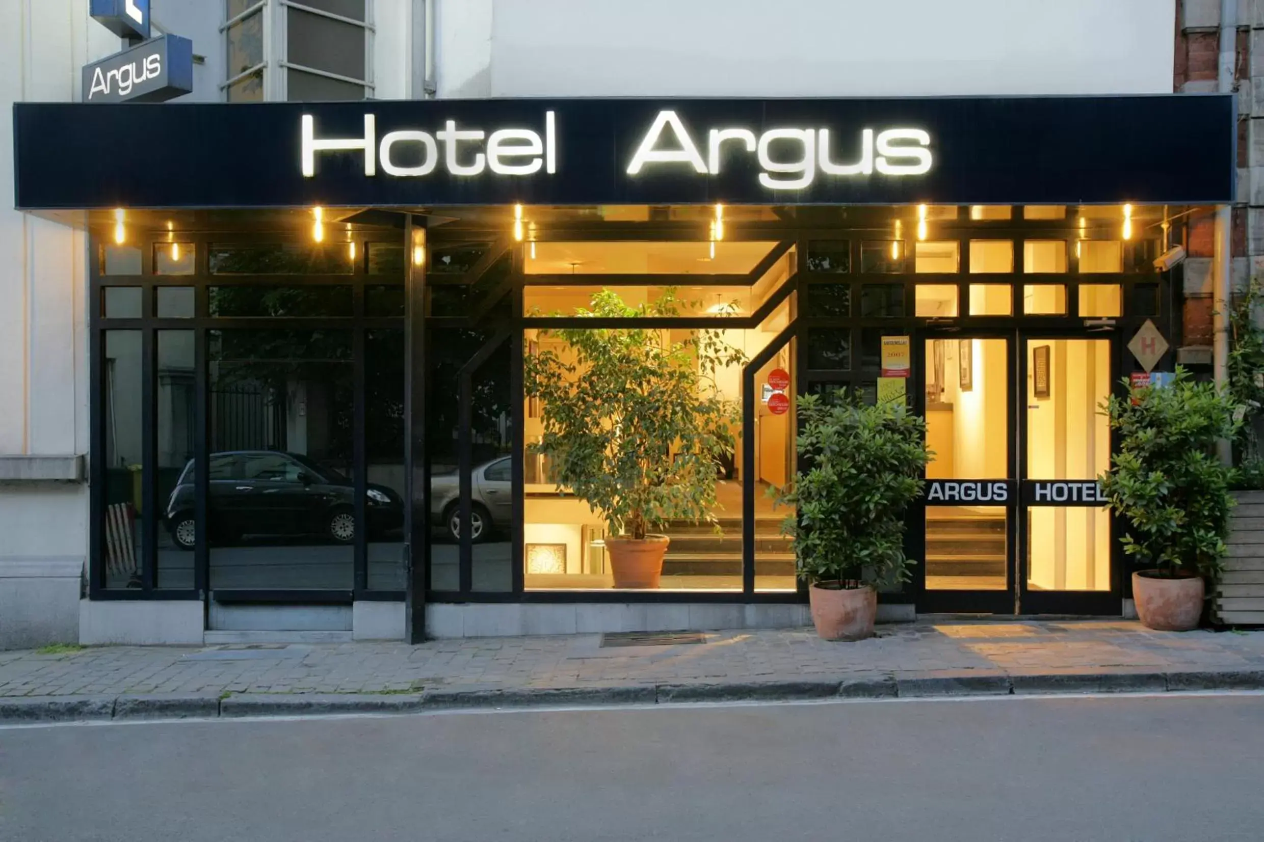Facade/entrance in Argus Hotel Brussels