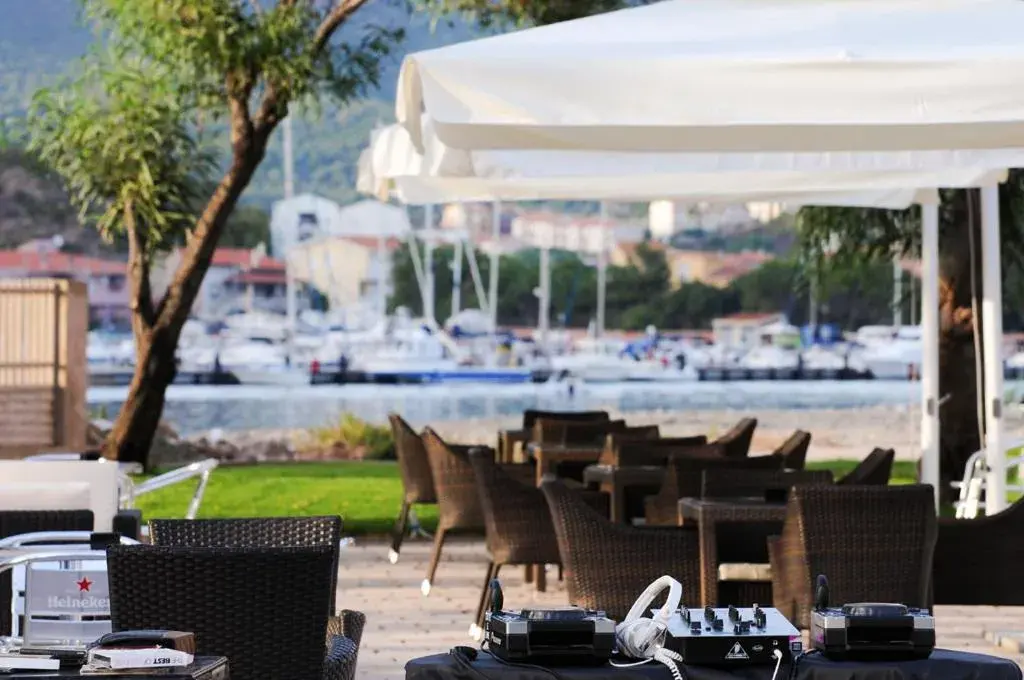 Patio, Restaurant/Places to Eat in Sporting Hotel Stella Maris