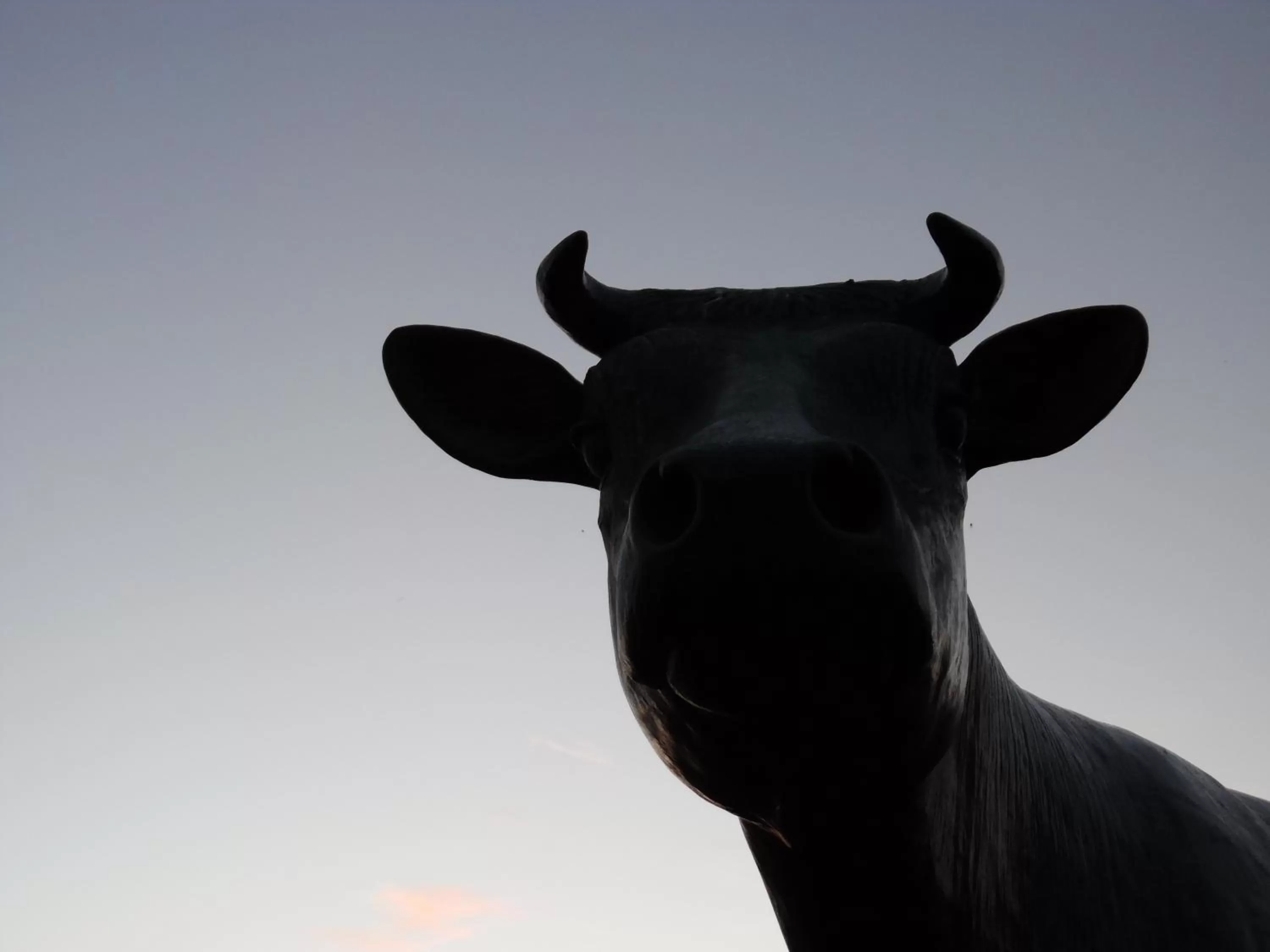 Nearby landmark in Hus