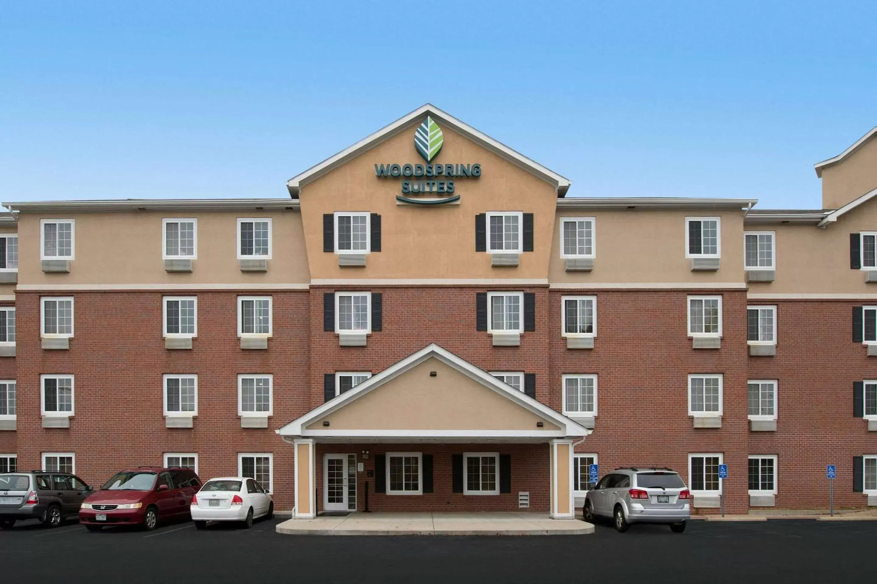 Property Building in WoodSpring Suites St Louis Arnold