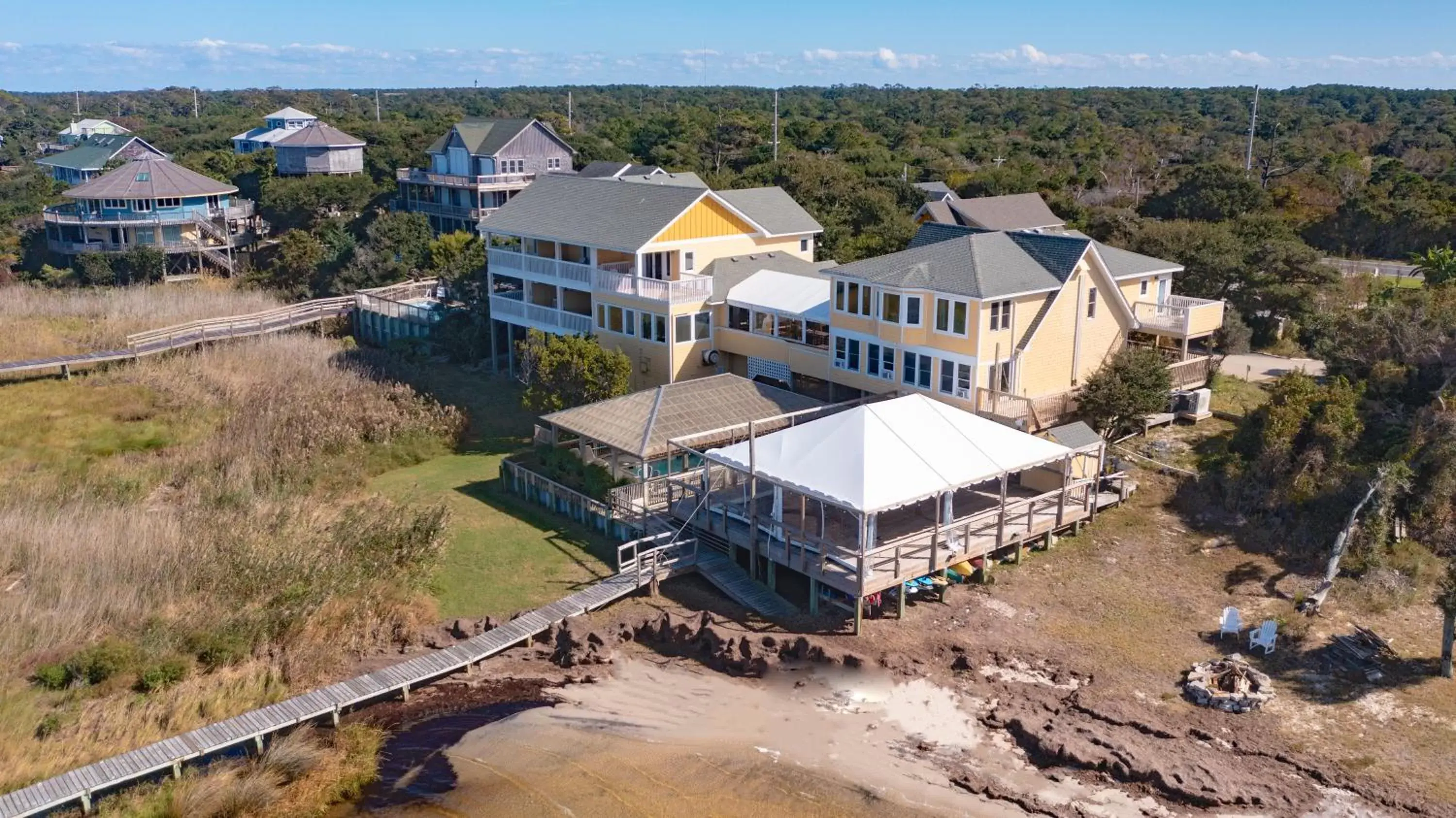 Property building, Bird's-eye View in The Inn on Pamlico Sound