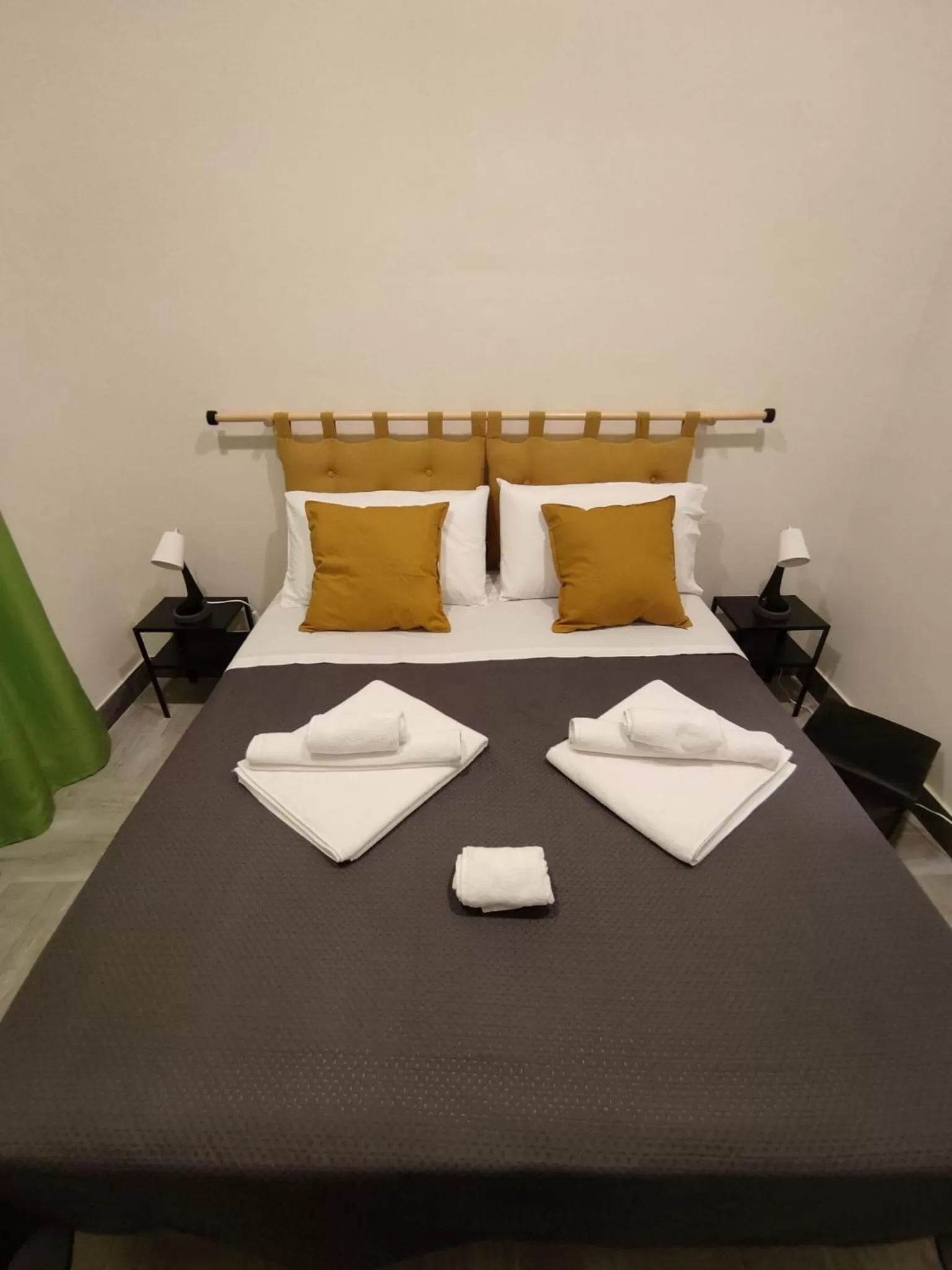 Bedroom, Bed in Room Sixty One