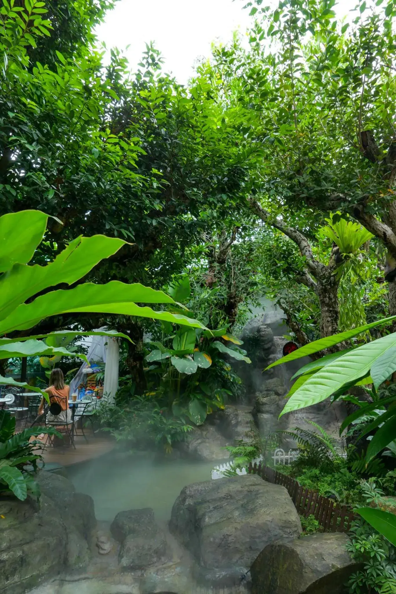 Restaurant/places to eat in Flora Ville-SHA PLUS Restaurant/places to eat in Flora Ville-SHA PLUS