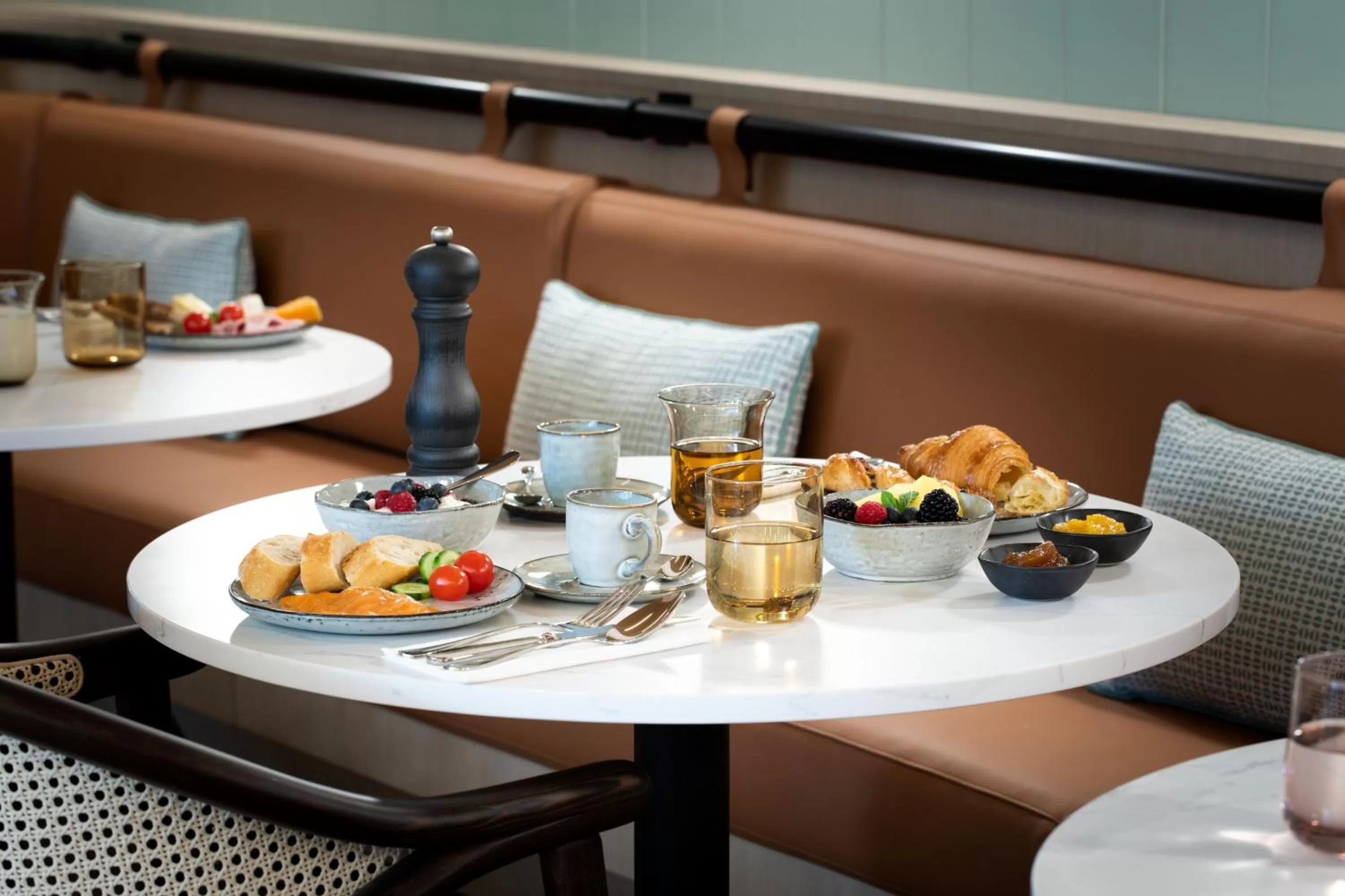 Breakfast in Le Parchamp, a Tribute Portfolio Hotel, Paris Boulogne