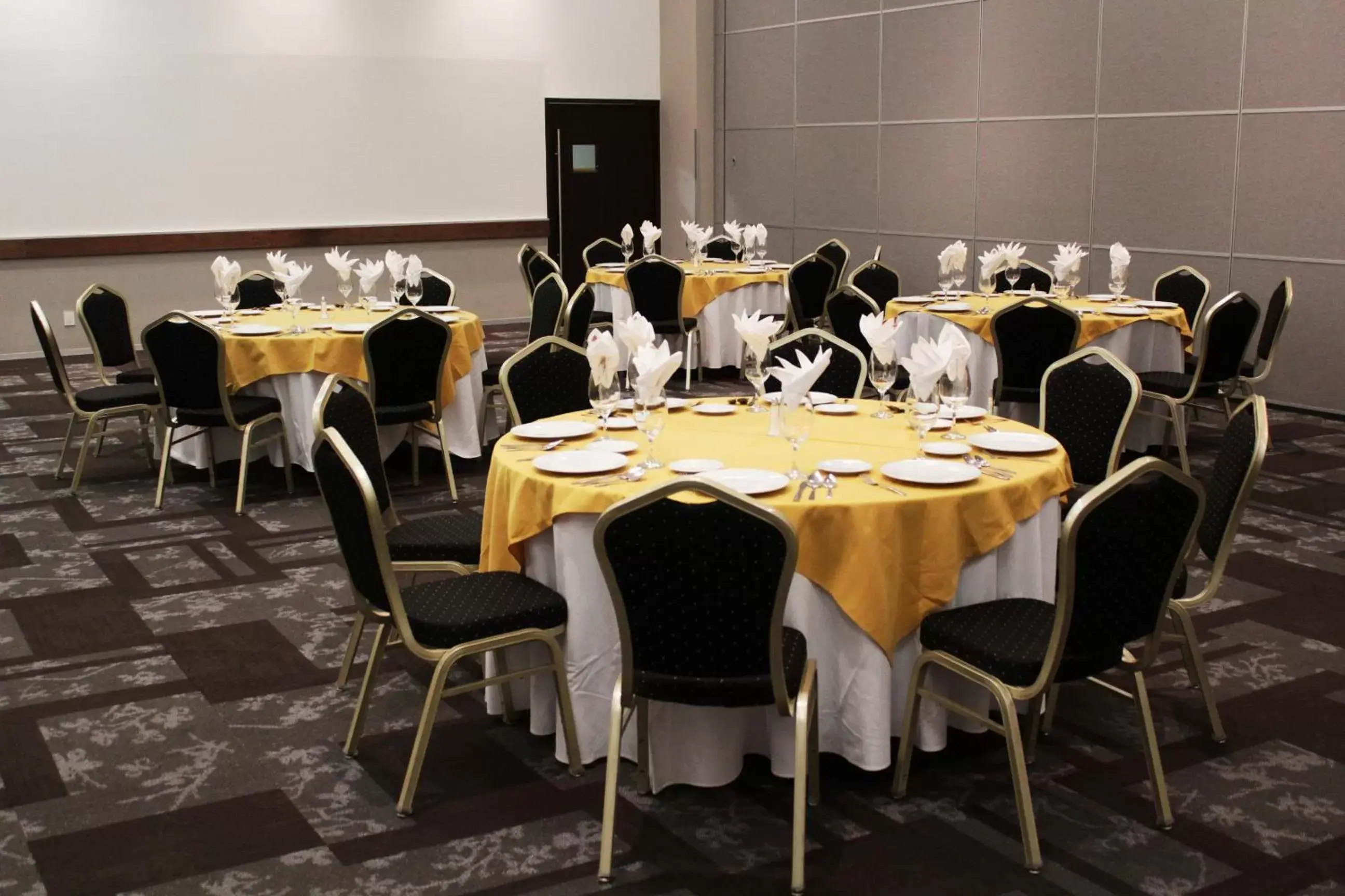 Banquet/Function facilities, Restaurant/Places to Eat in Casa Inn Premium Hotel Queretaro