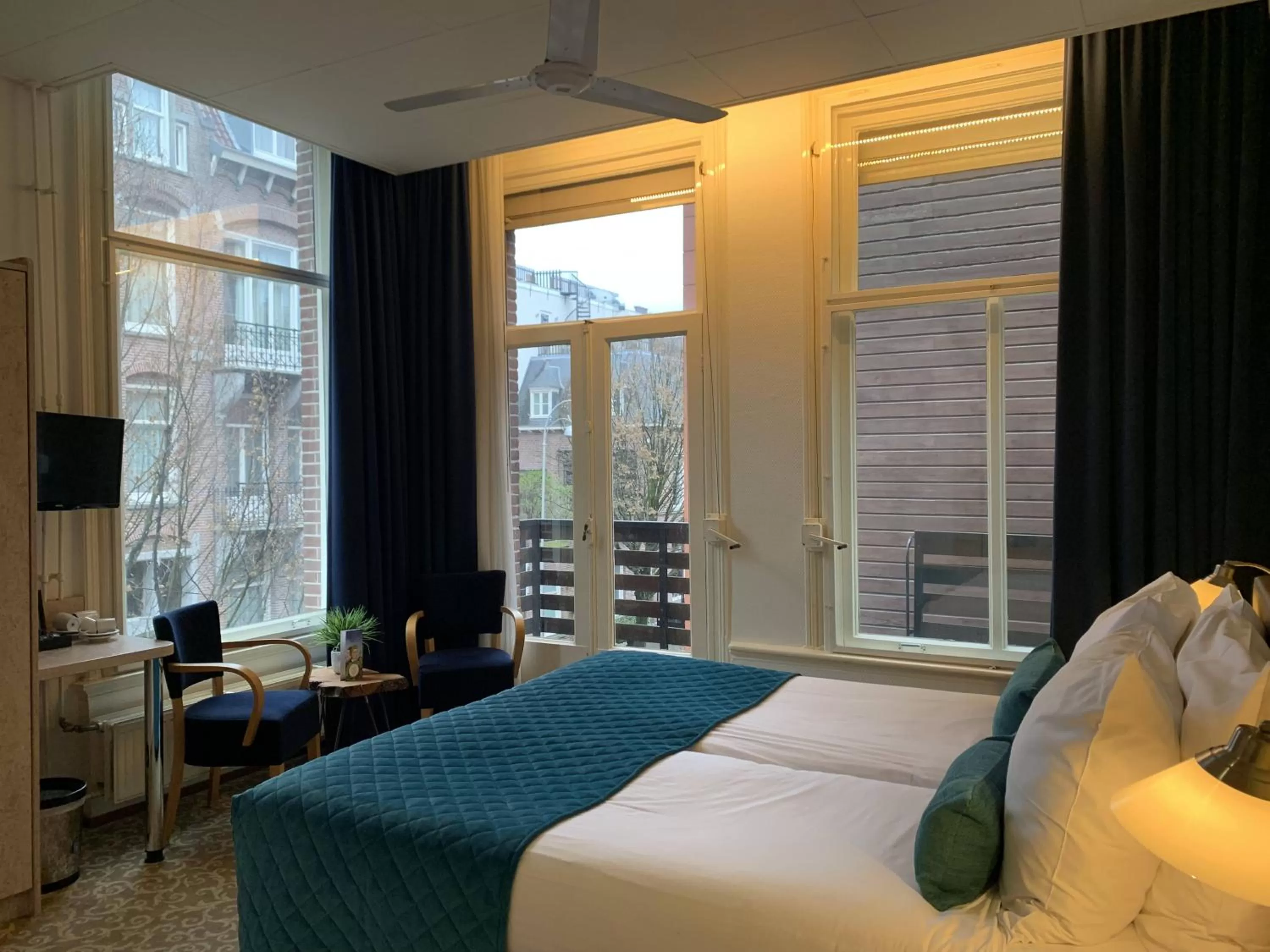 Twin Room with Balcony in Hotel Fita