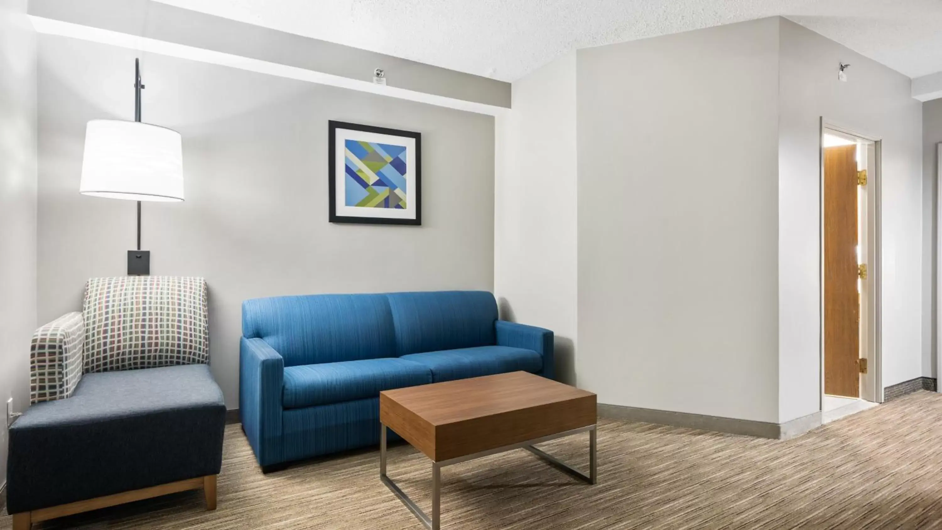 Photo of the whole room, Seating Area in Holiday Inn Express & Suites Bad Axe, an IHG Hotel