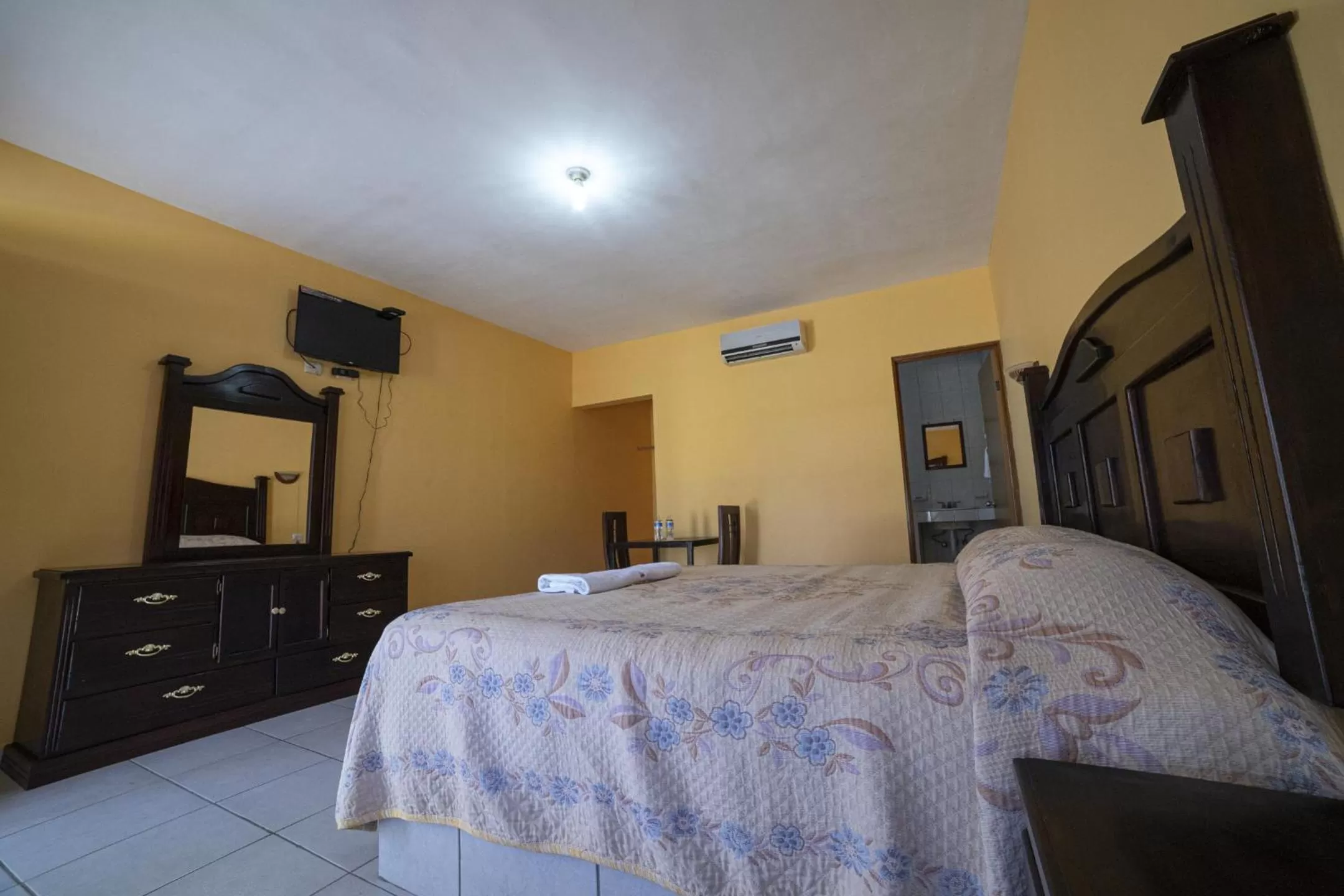 Photo of the whole room in Hotel Pueblo Viejo