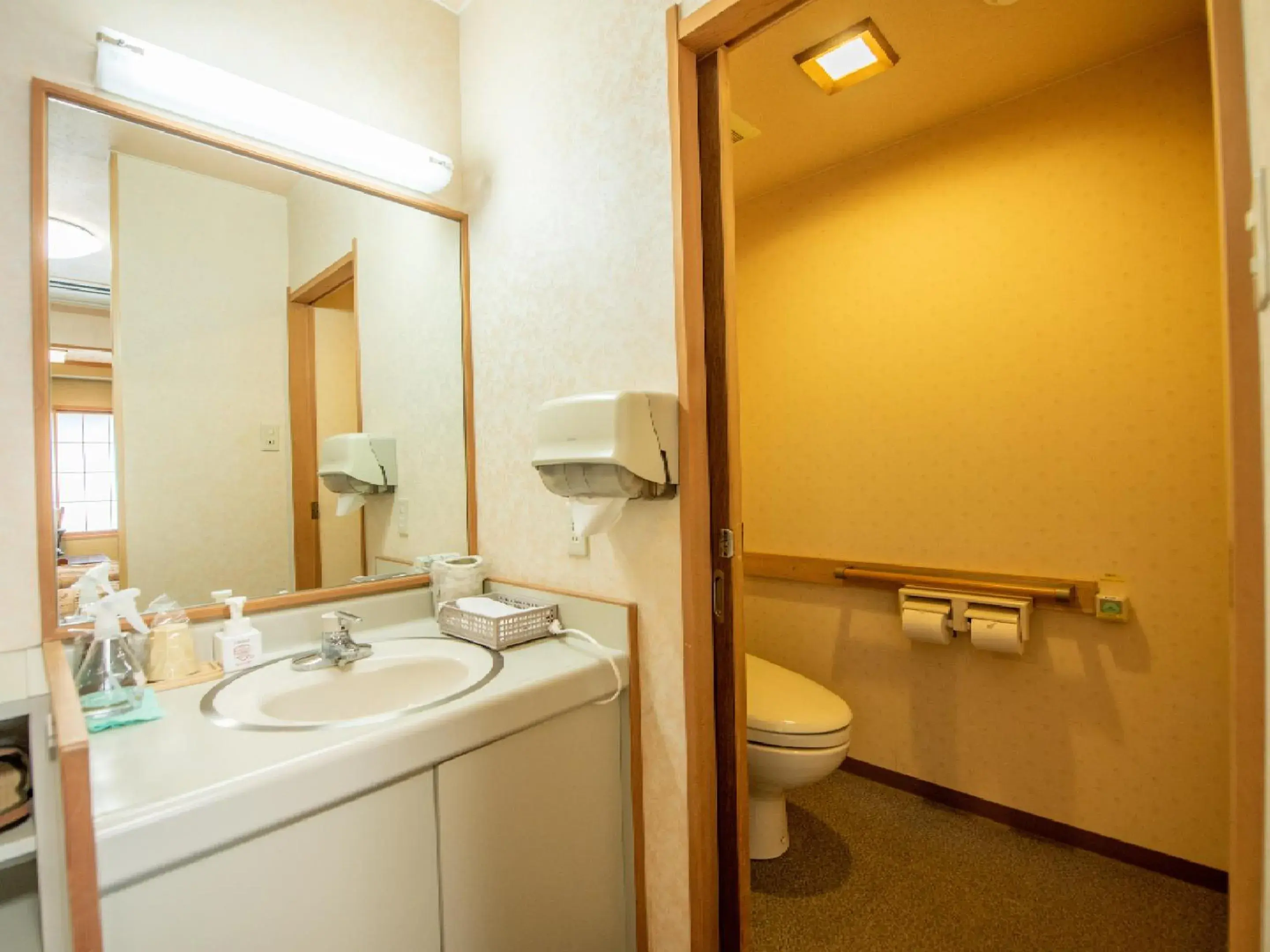 Toilet, Bathroom in Ryokan Hakura