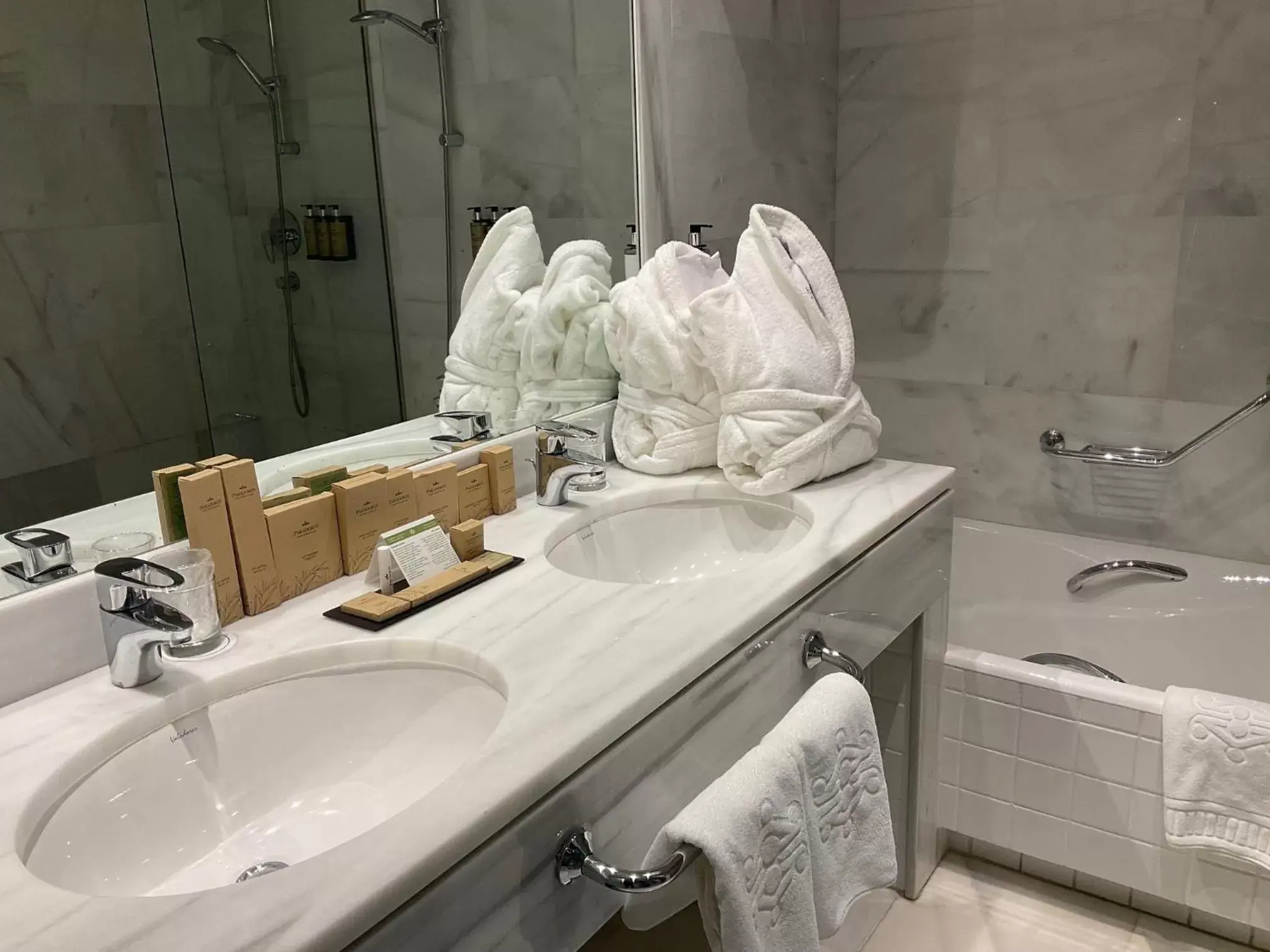 Bathroom in Parador de Malaga Golf