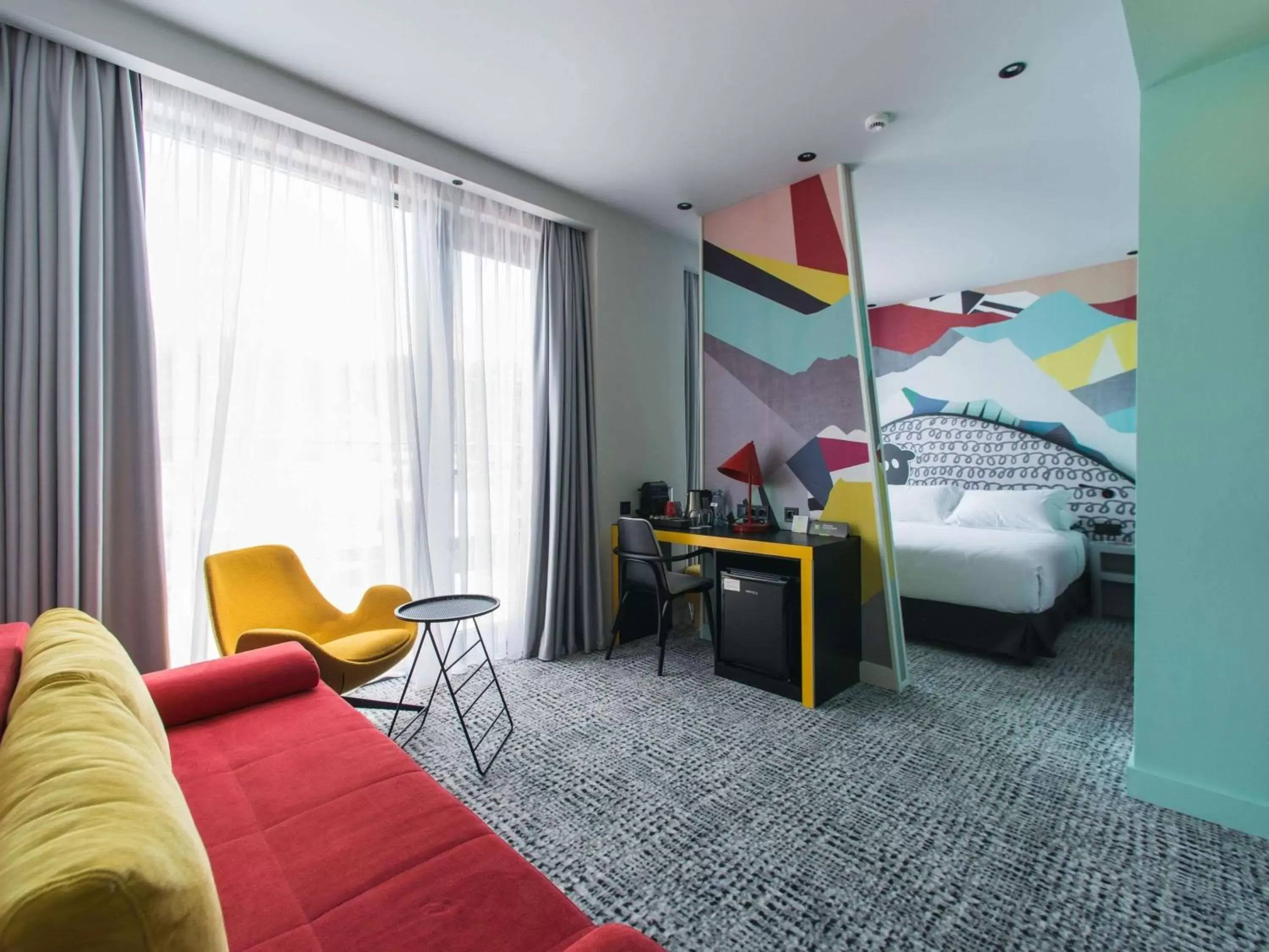 Photo of the whole room, Bed in ibis Styles Tbilisi Center