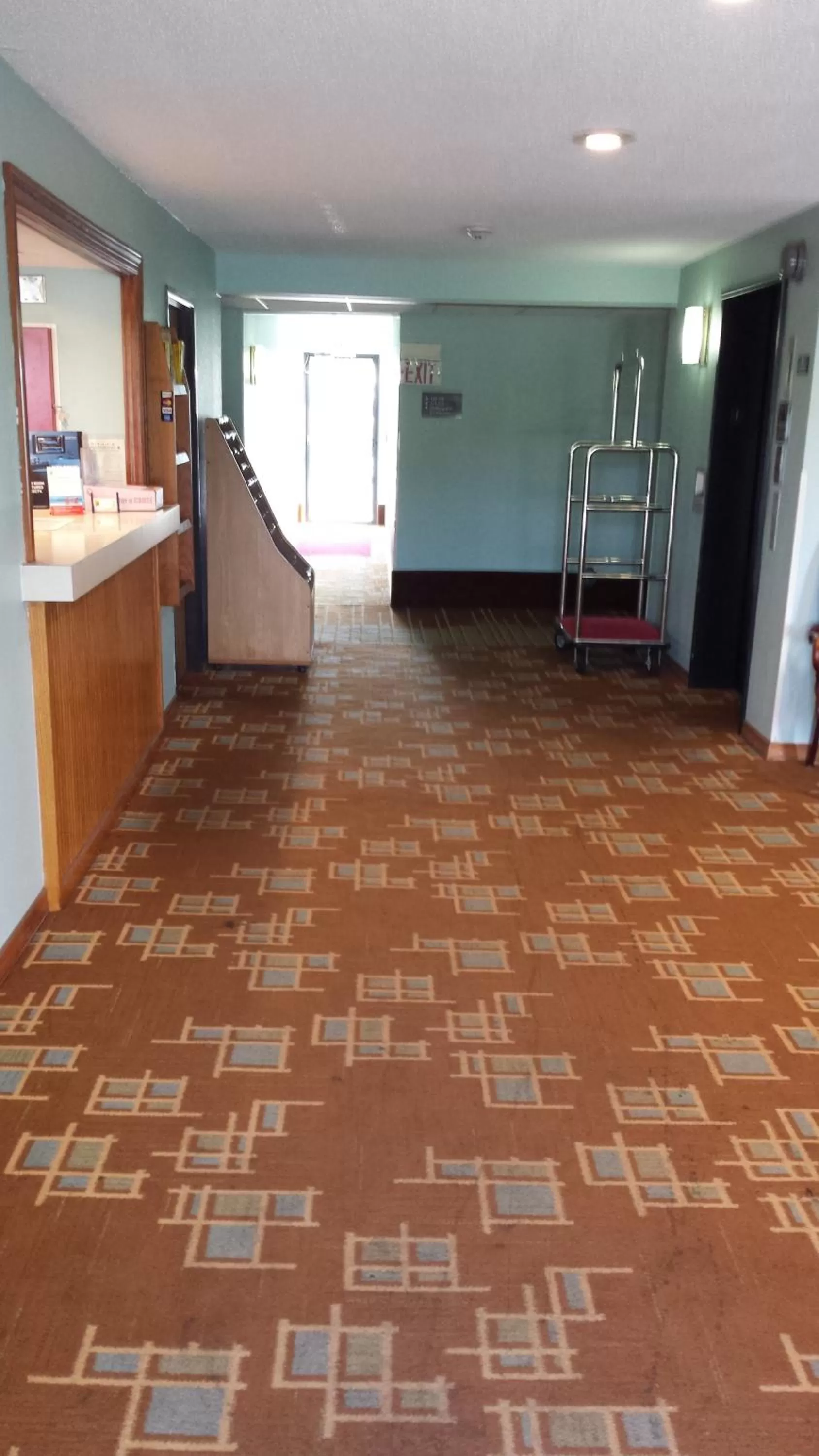 Lobby or reception in Super 8 by Wyndham Carlisle-South