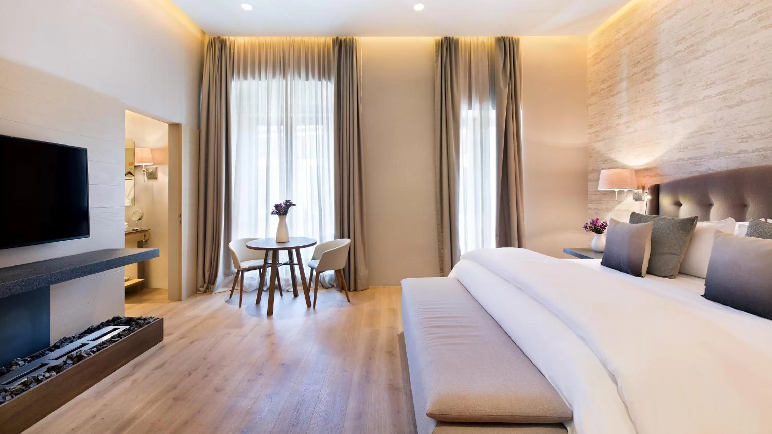 Photo of the whole room, Bed in Cartesiano Boutique & Wellness Hotel