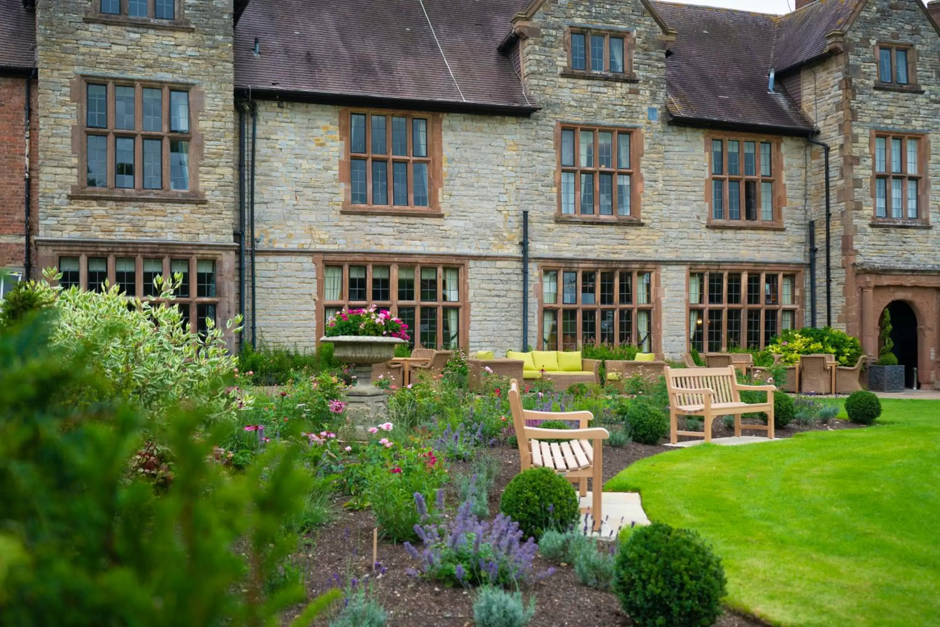 View (from property/room), Garden in The Billesley Manor Hotel