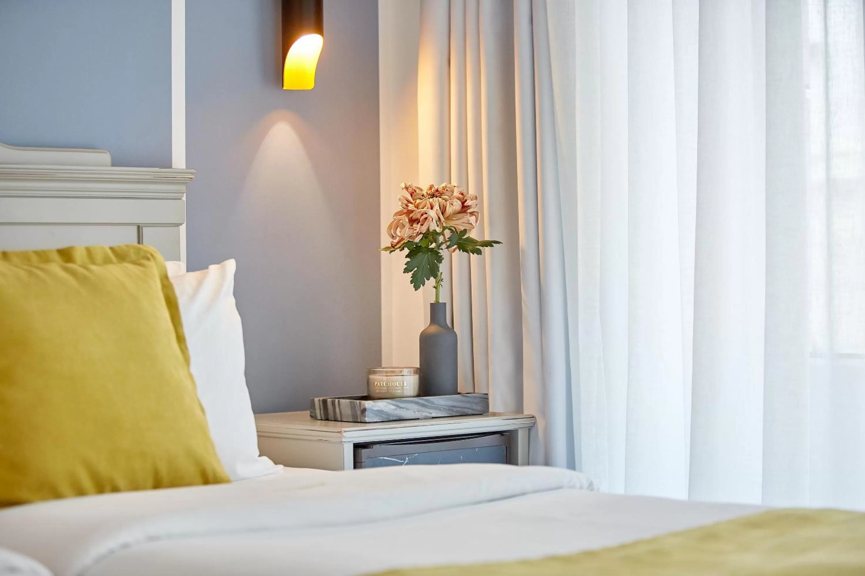 Decorative detail, Bed in Hotel Luxembourg