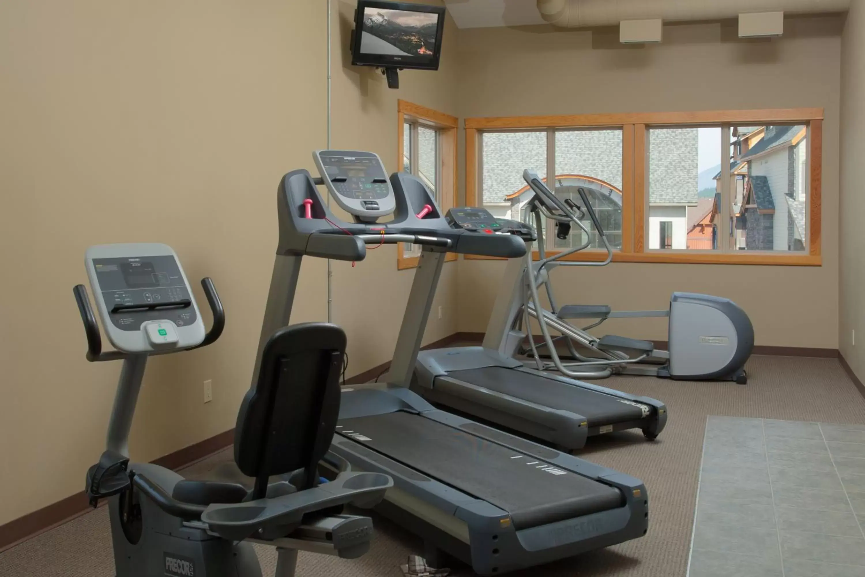 Fitness centre/facilities, Fitness Center/Facilities in Lodges at Canmore