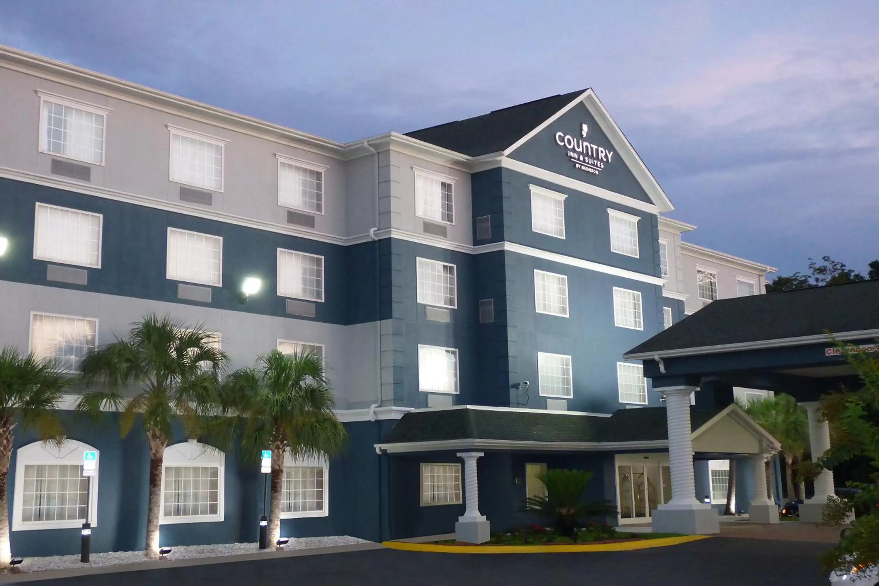 Facade/entrance, Property Building in Country Inn & Suites by Radisson, Pensacola West, FL