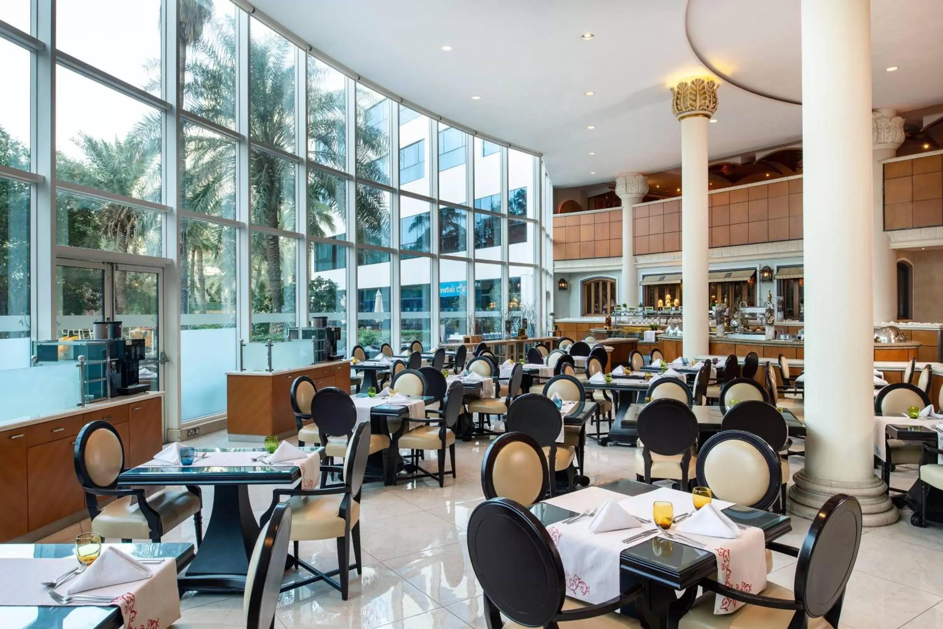 Restaurant/Places to Eat in Sheraton Jumeirah Beach Resort