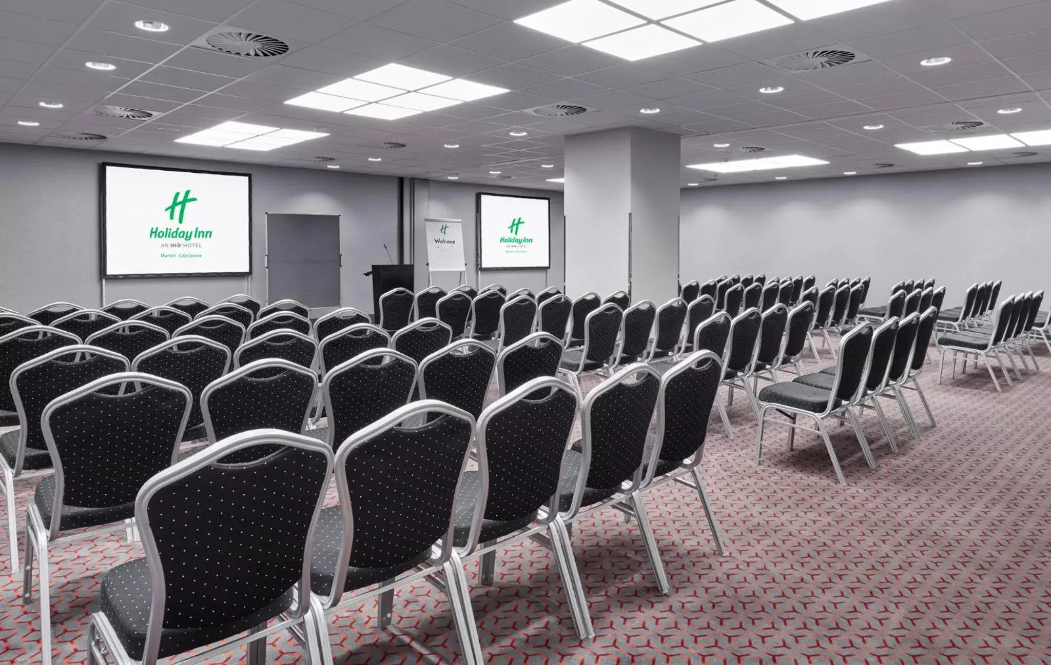 Meeting/conference room in Holiday Inn Munich City Centre, an IHG Hotel